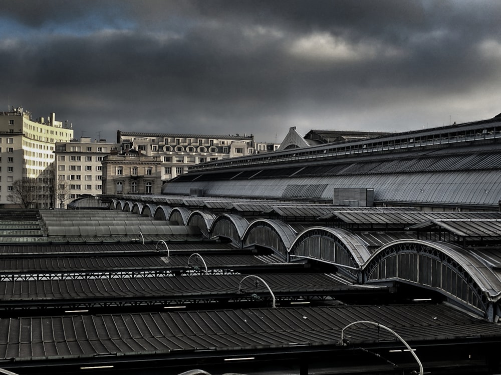 view of concrete building roof