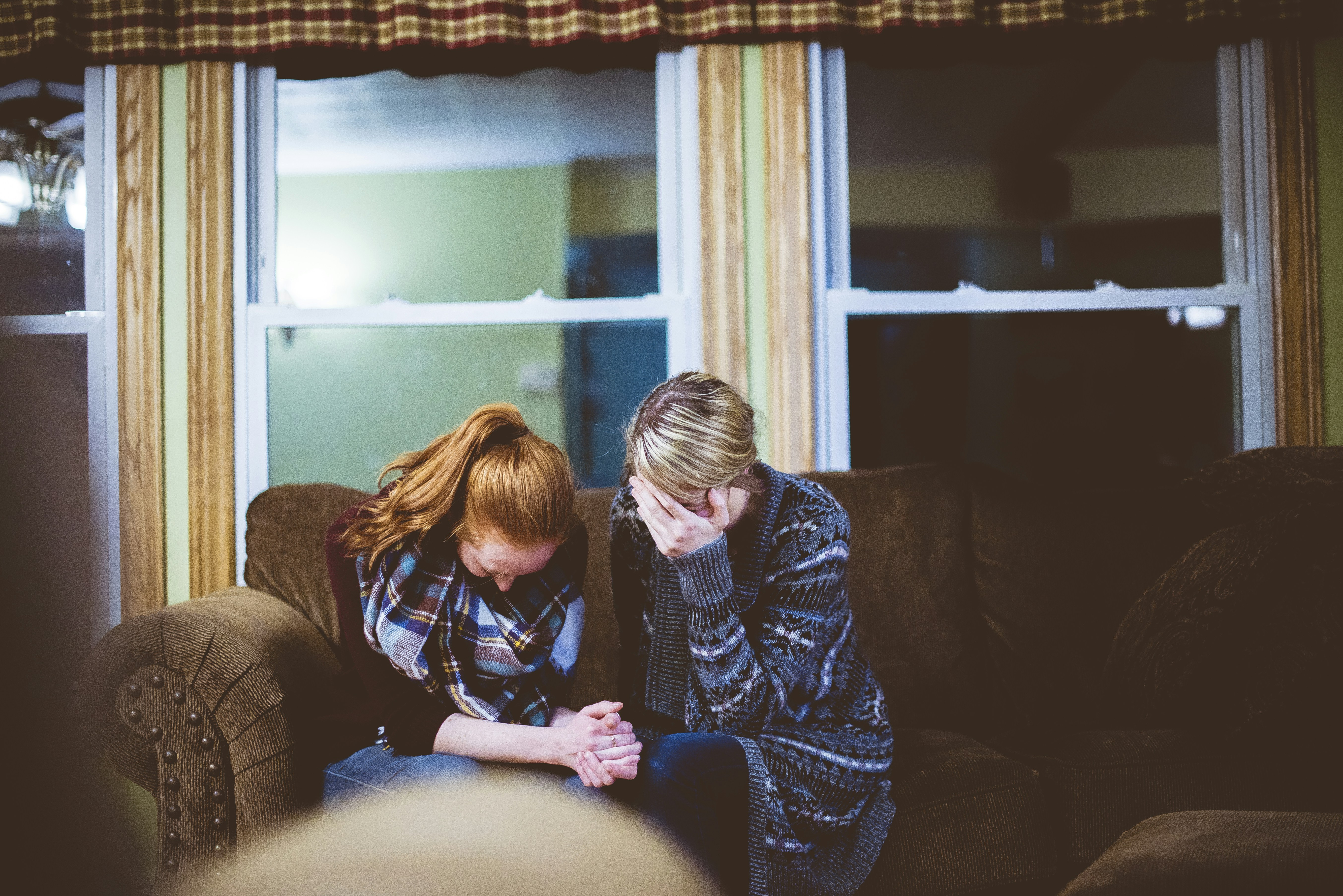 The Unexpected Symphony of Shared Silences: Strengthening Family Bonds Through Quiet Moments