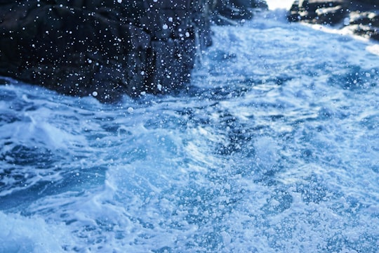 water waves in Plougrescant France