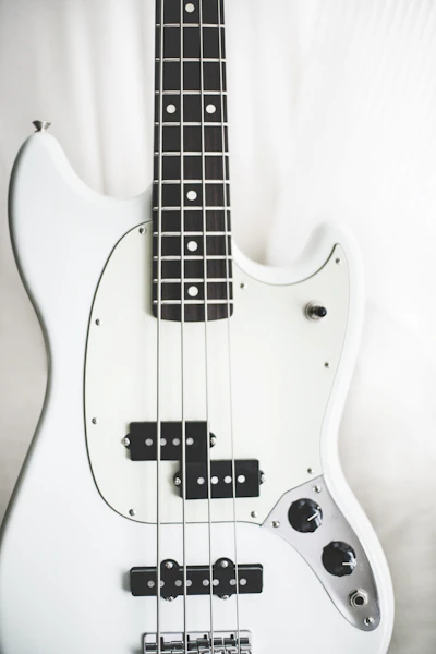 Bass lesson with Neil Curry