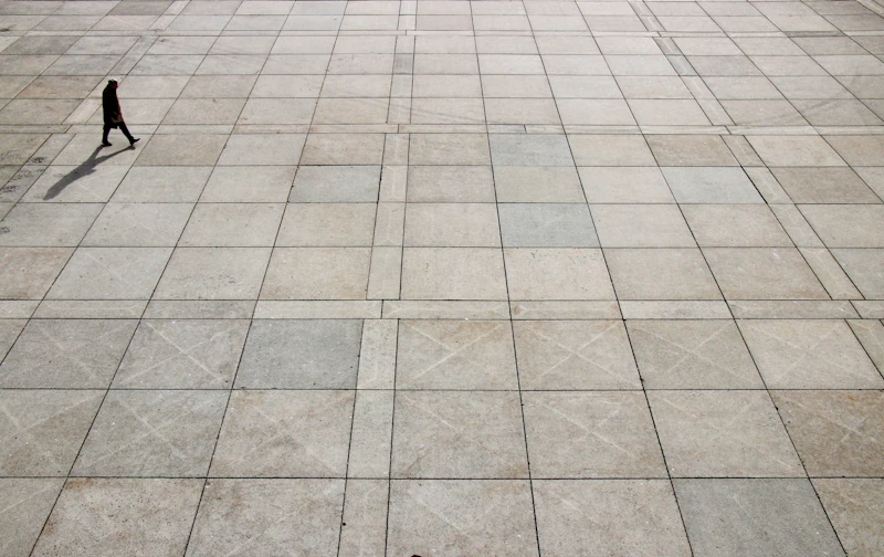 Outdoor porcelain tiling