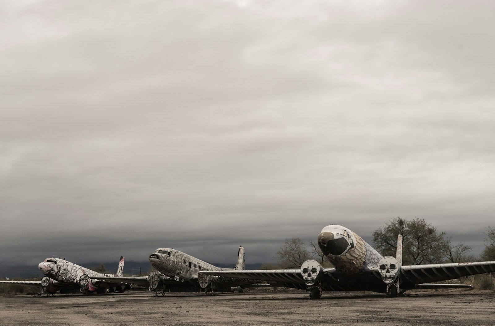Sony a7S sample photo. Three plane at daytimes photography