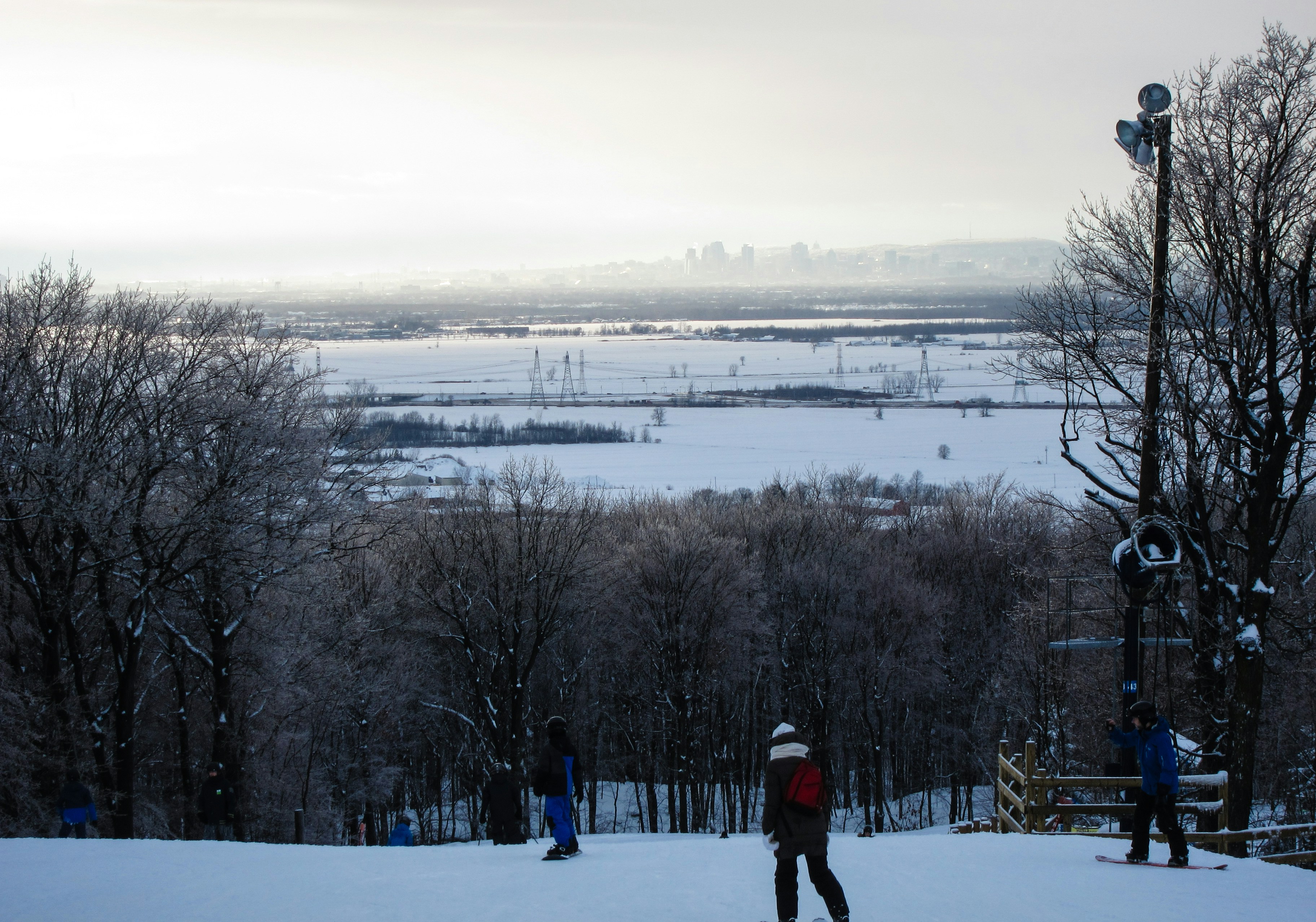 Free Unsplash photo from Alex Greenland