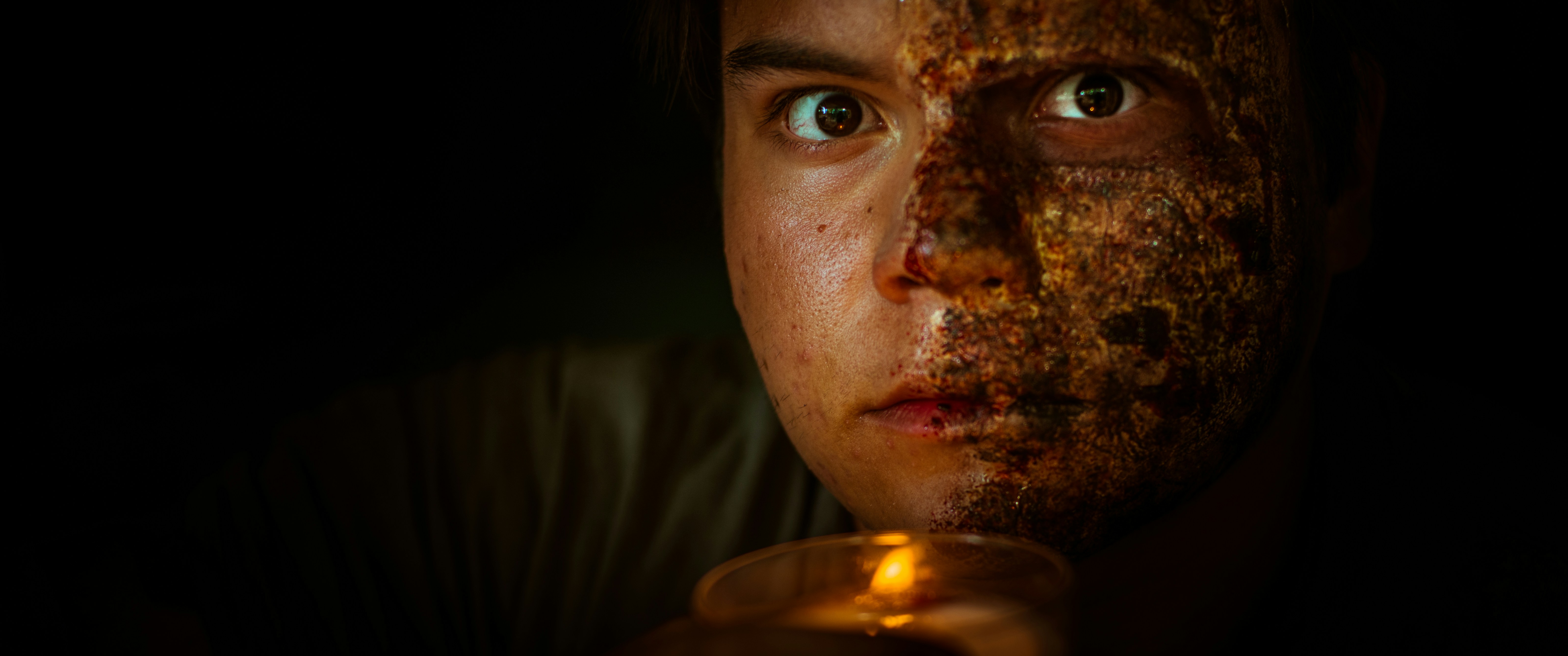 鬼片恐怖排行榜前十名，鬼片恐怖排行榜前十名电影