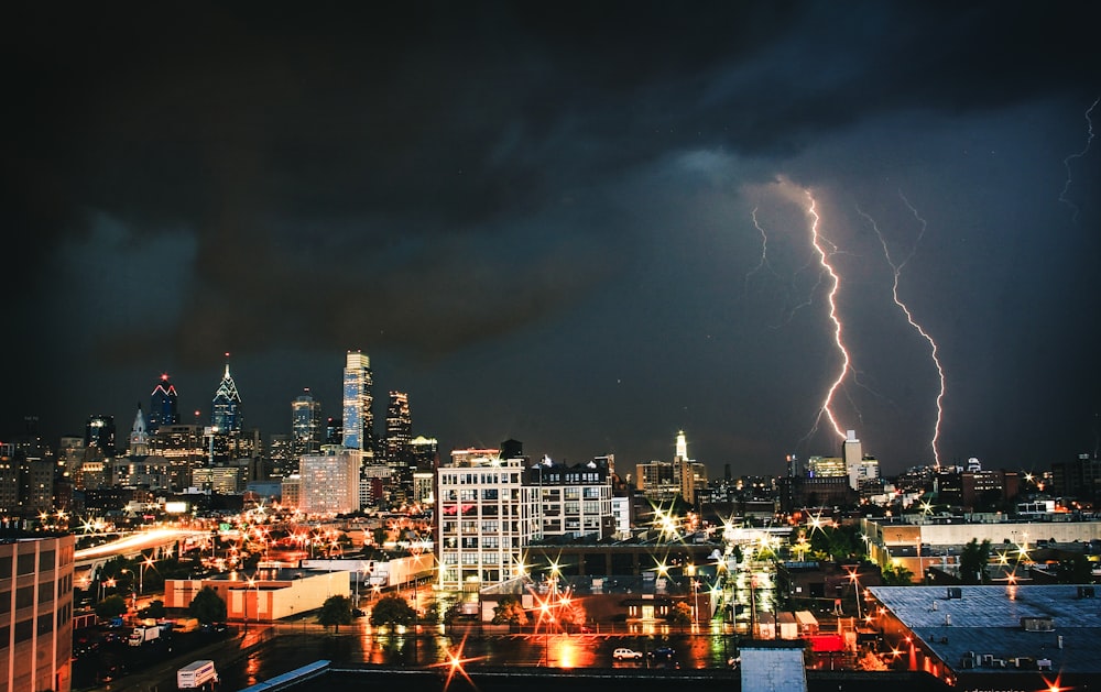 lighting strikes on city