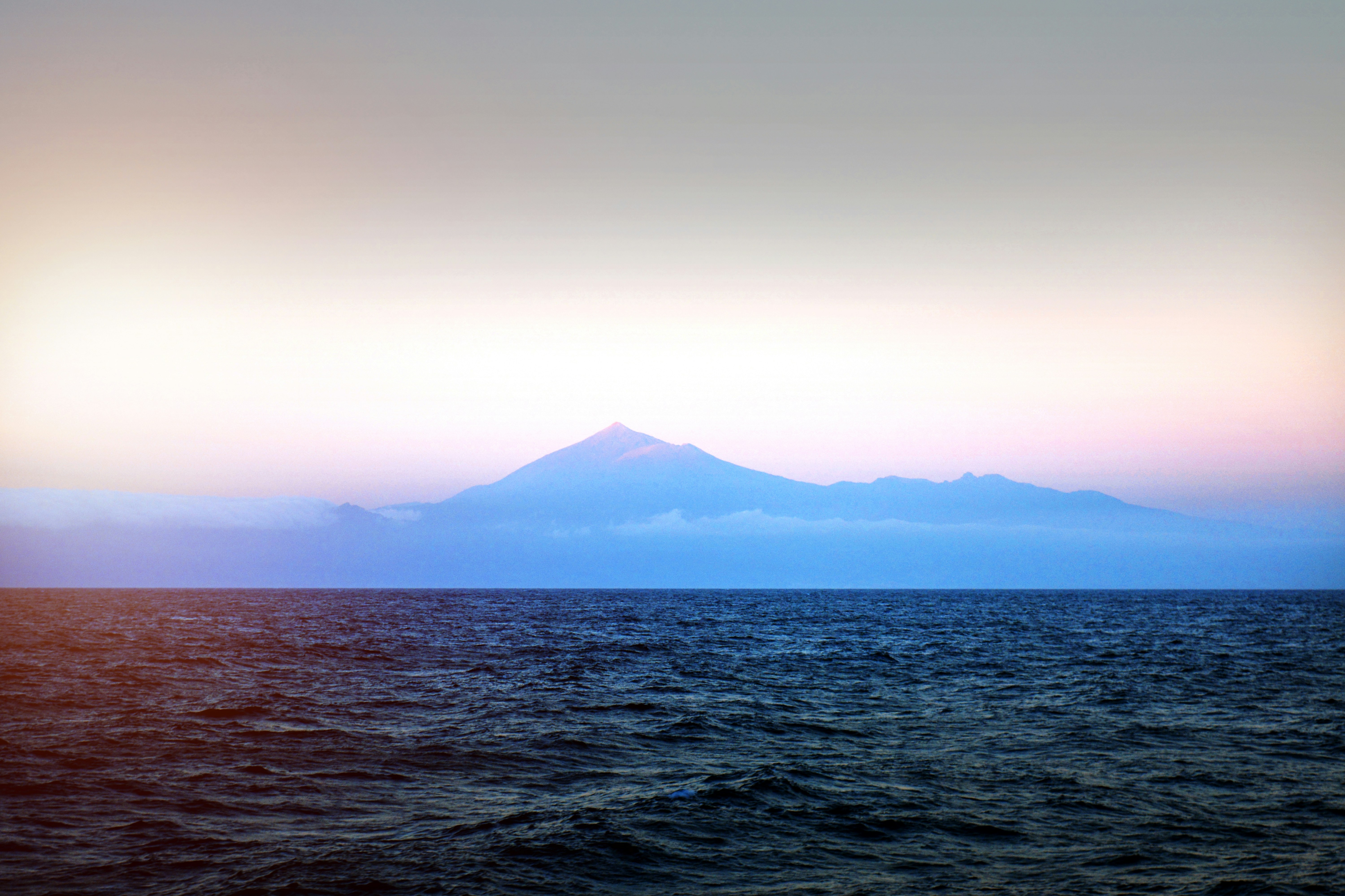 Free Unsplash photo from Alejandro Lora