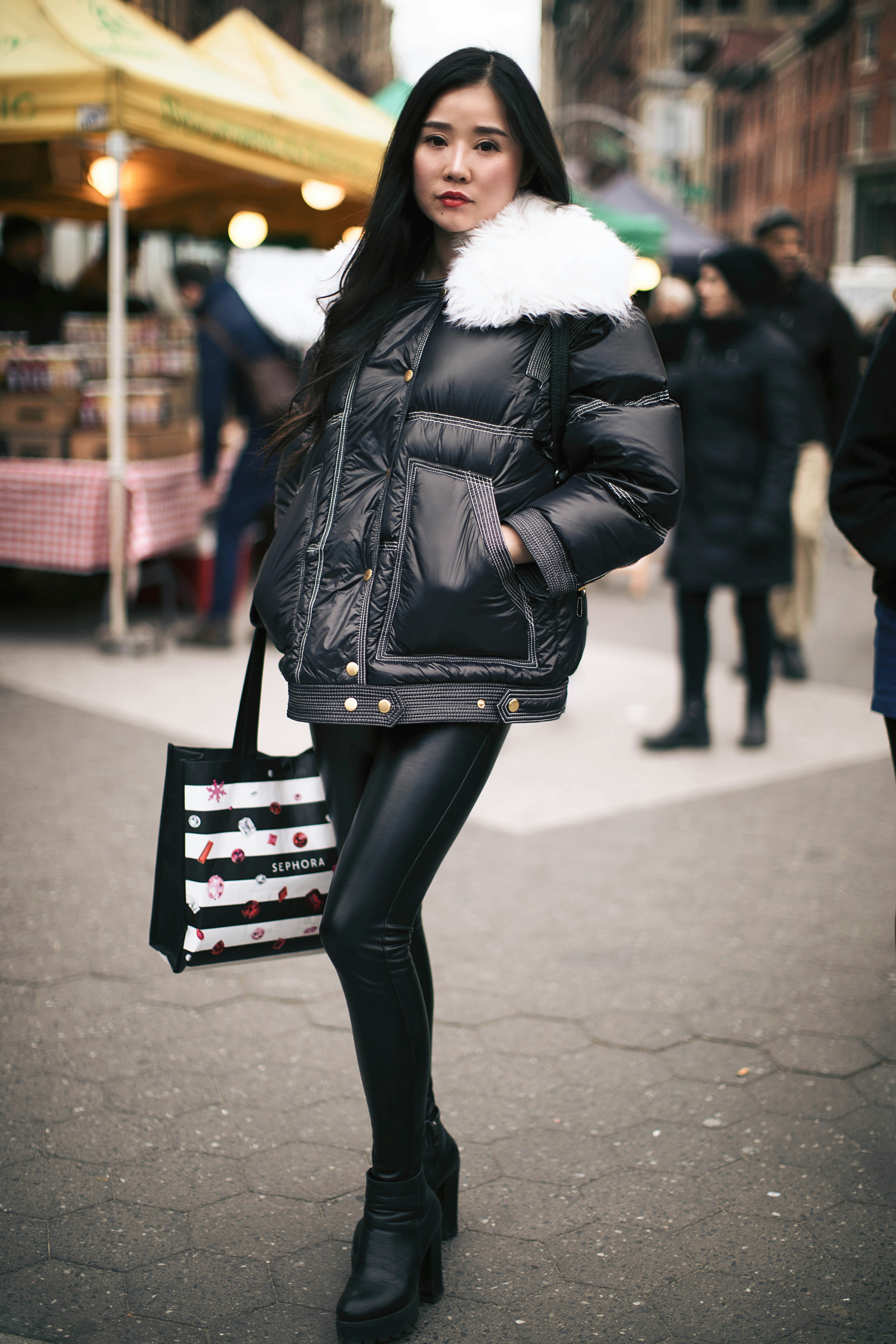 selective focus photography of woman