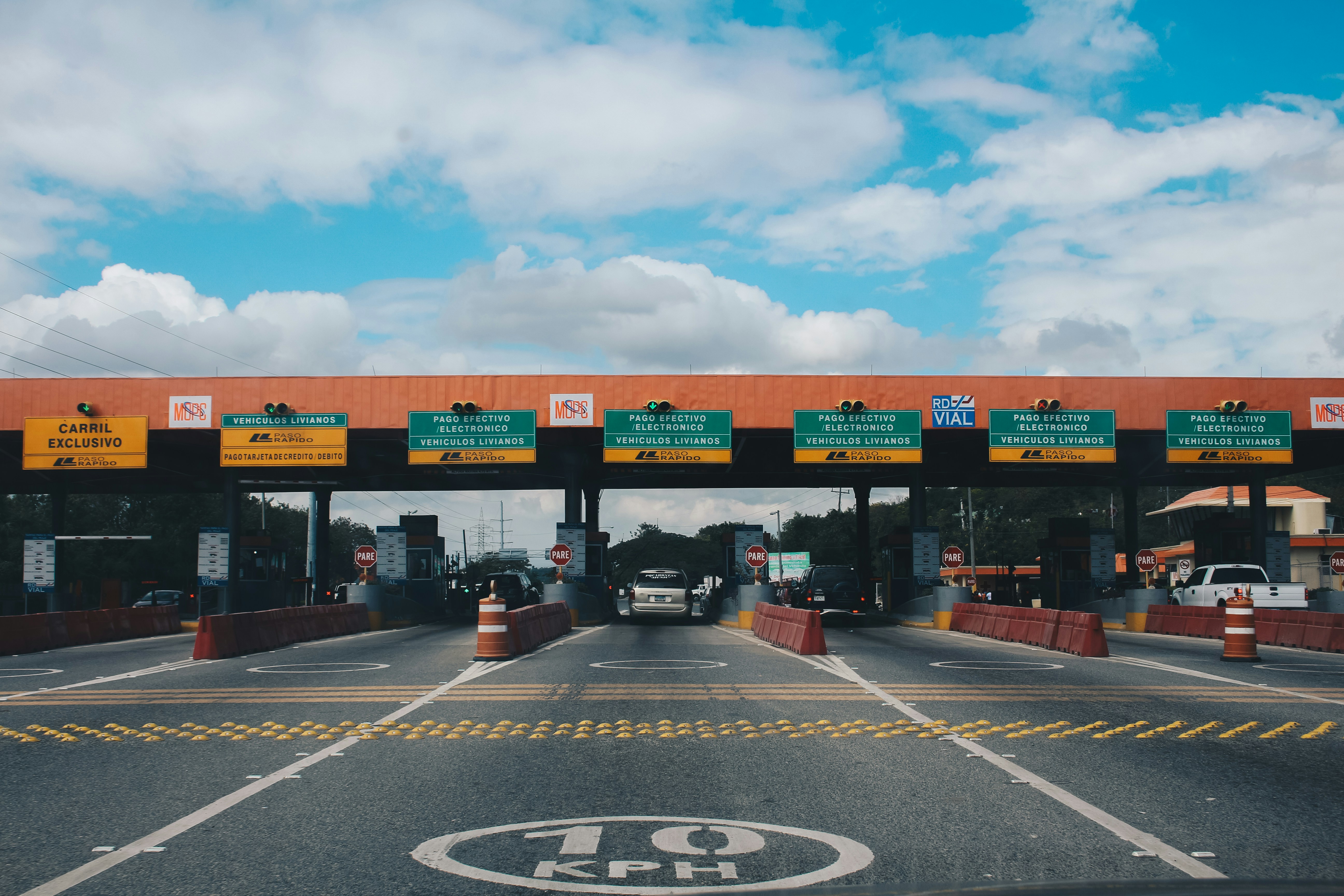 Free Unsplash photo from Asael  Pena