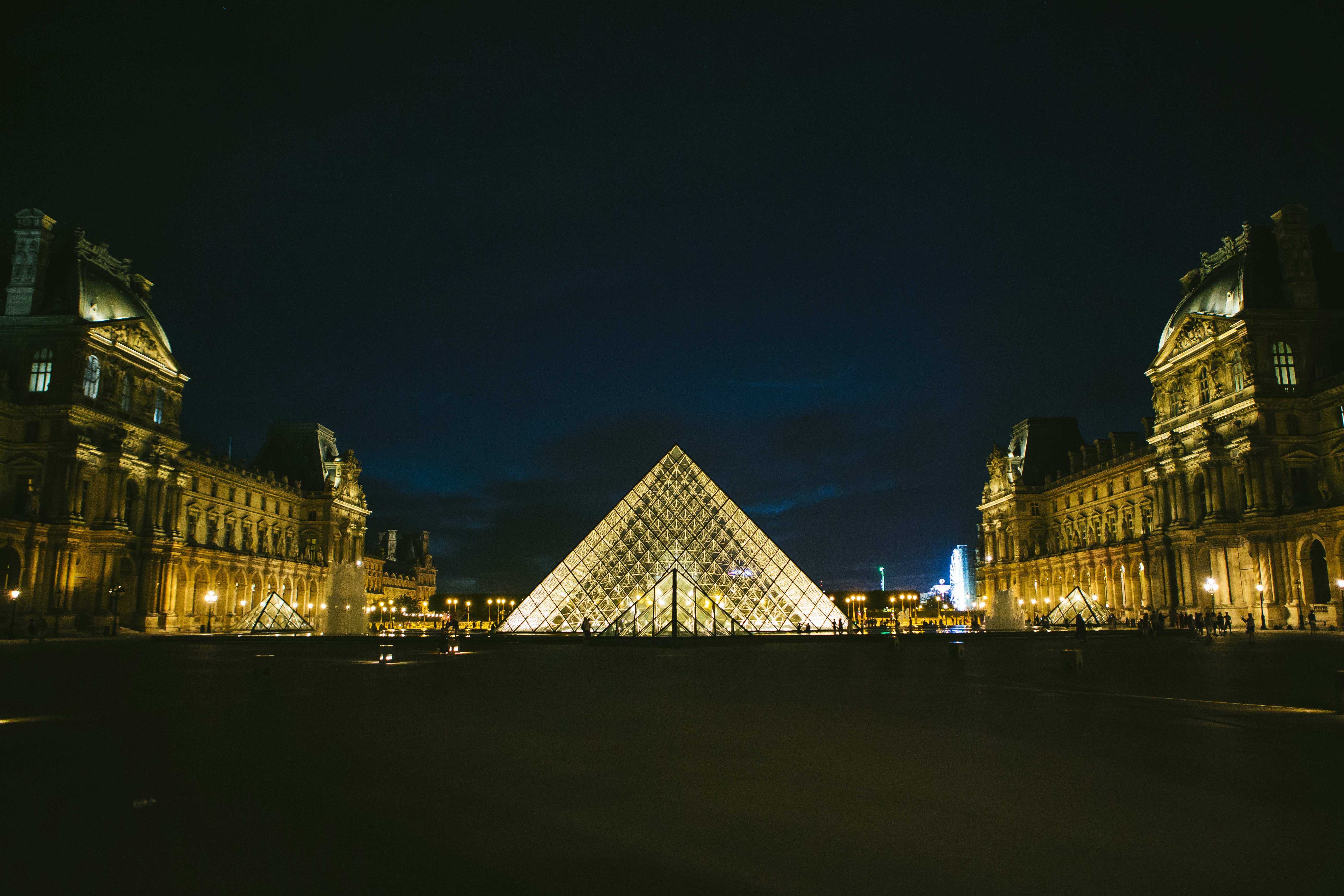 On my first trip outside of North America, I was backpacking in Europe. Though the city was very busy, the Musée du Louvre was very quiet in the middle of the night.