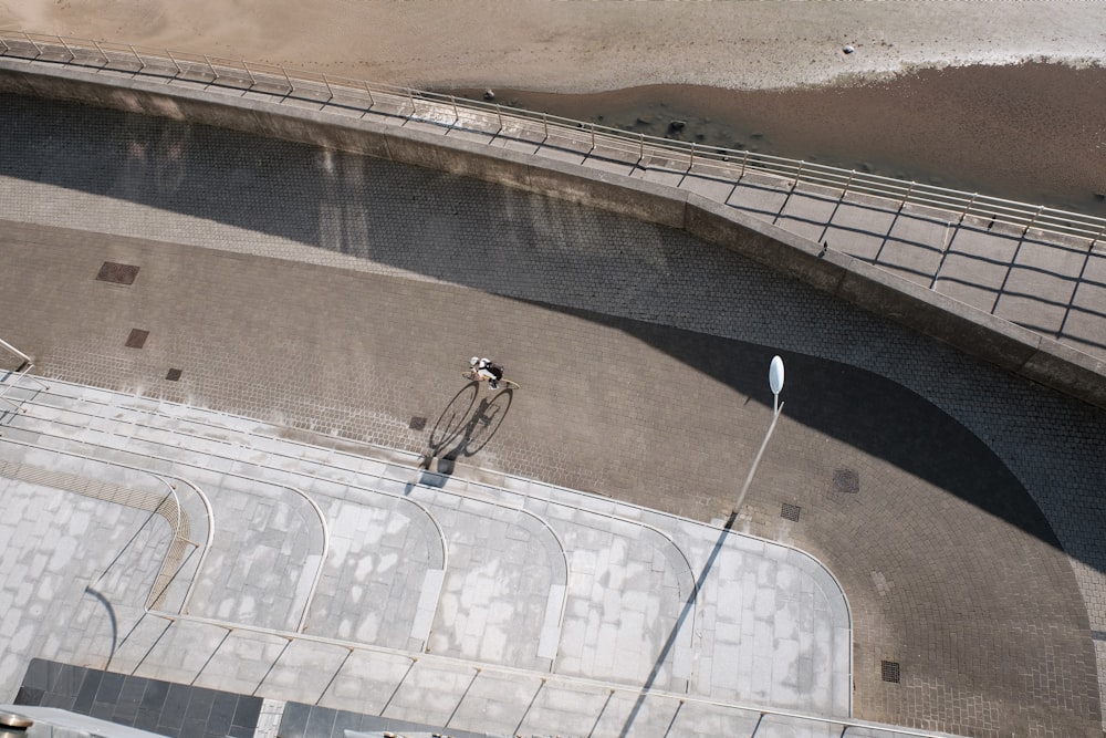 道路上の自転車