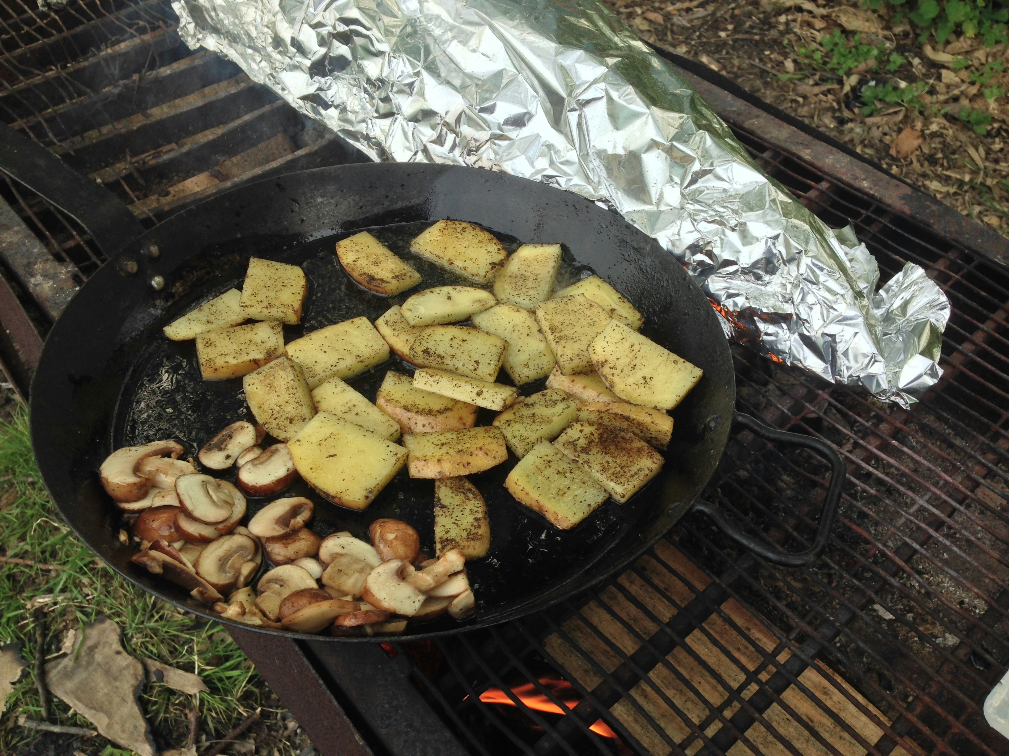 Free Unsplash photo from Charlie Seaman