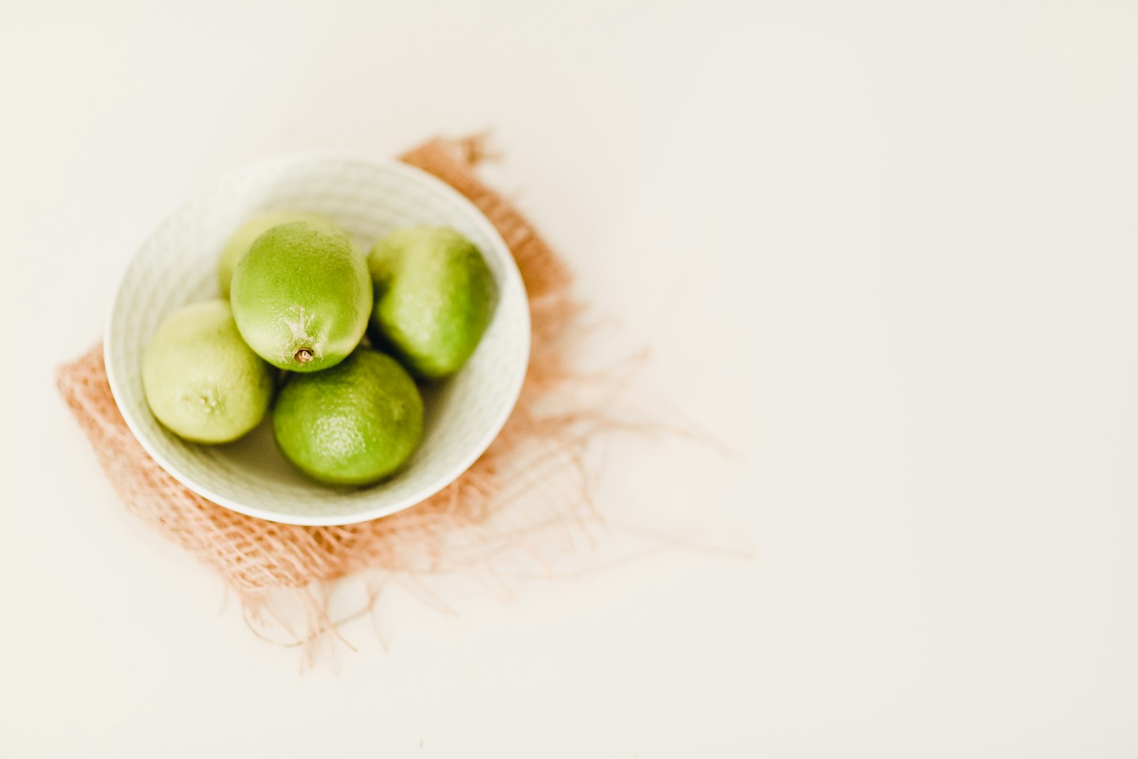 Nikon D750 + Sigma 85mm F1.4 EX DG HSM sample photo. Pile of lemon in photography