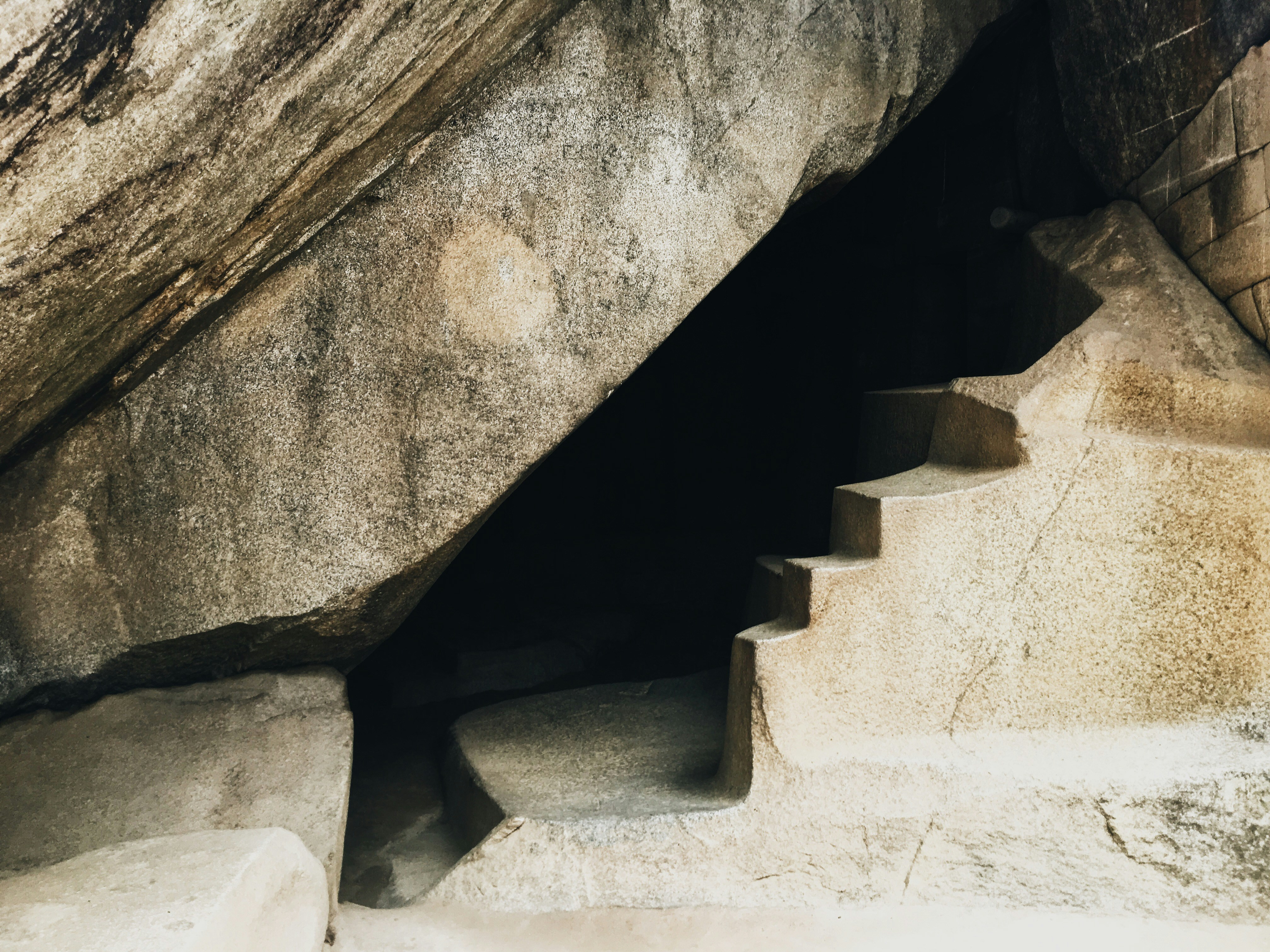 Free Unsplash photo from Abraham Osorio