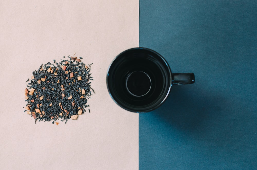 black ceramic mug