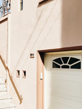 The Art of Plastering: A Comprehensive Guide to Stucco Services