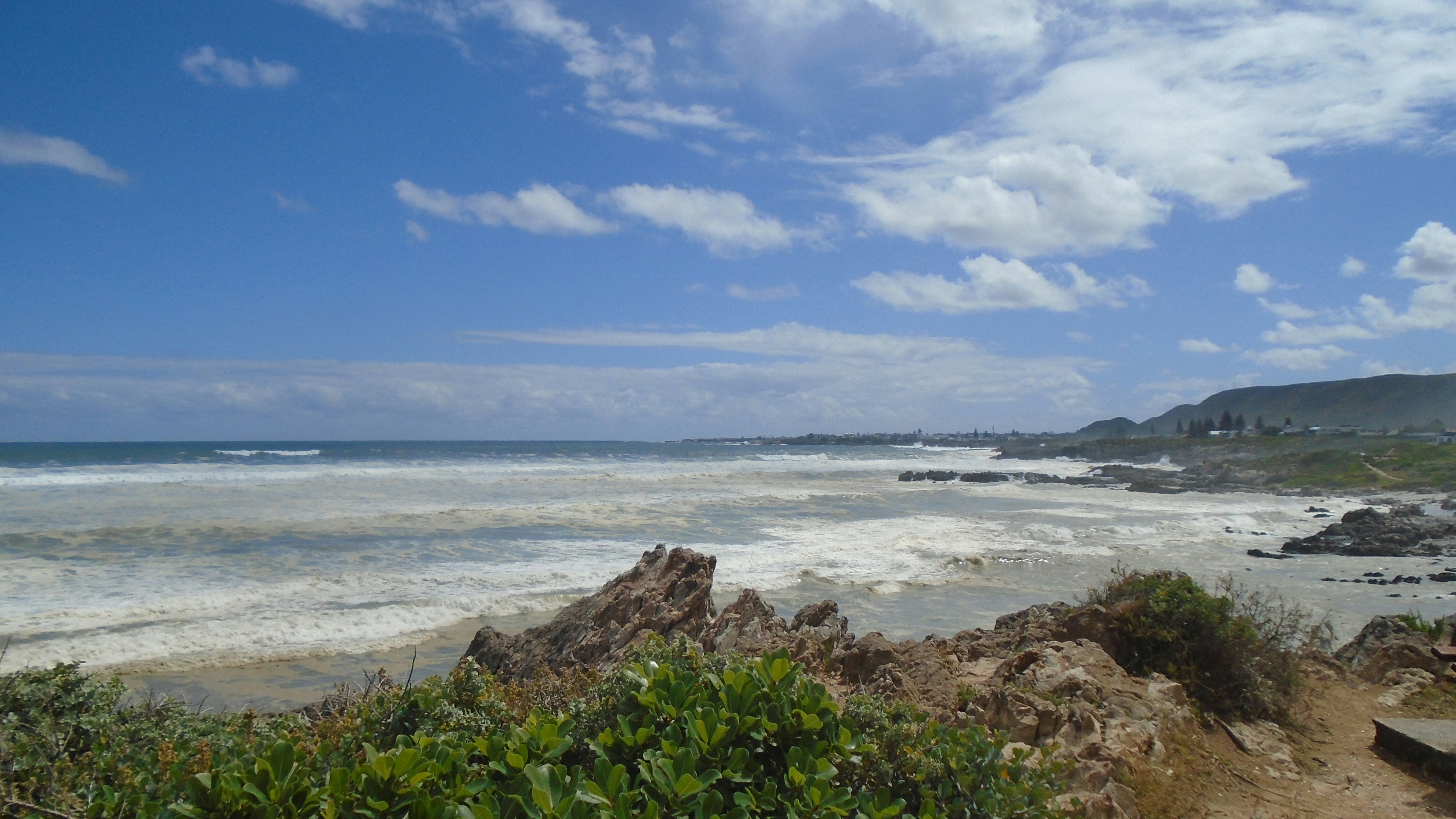 Free Unsplash photo from Elbert Matinka