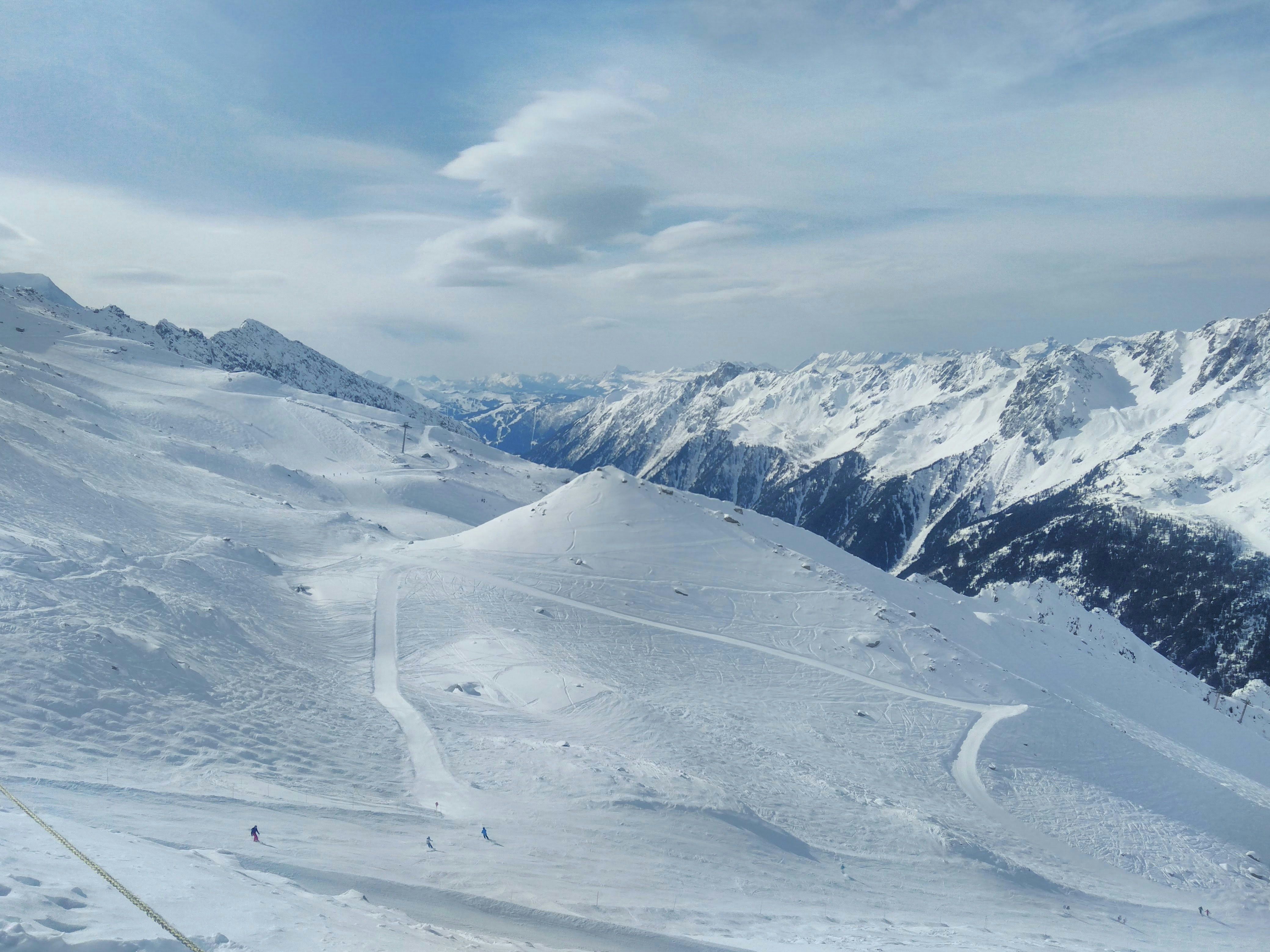 Free Unsplash photo from Mirek Mencel