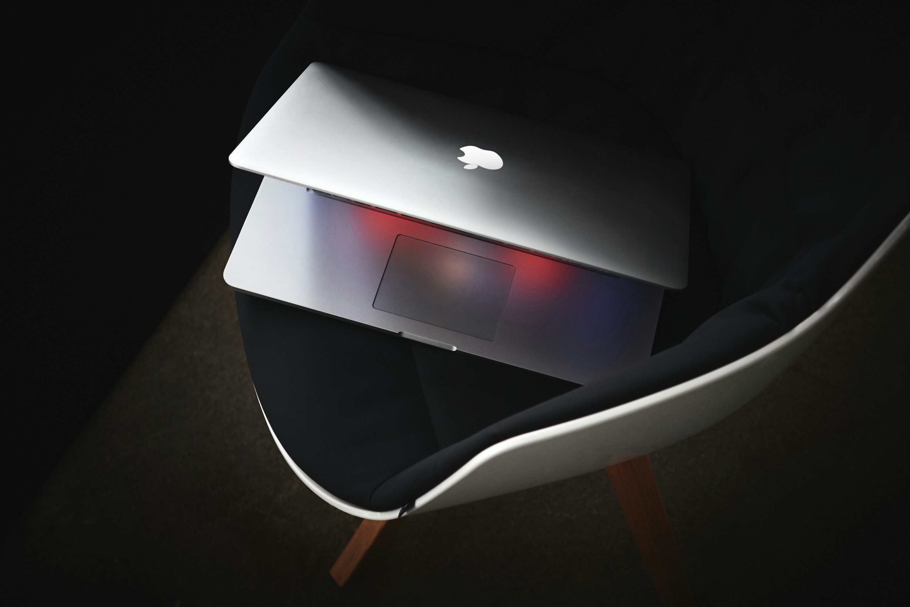 macOS Big Sur 11.2.2 protege MacBooks de danos devido ao uso de docks