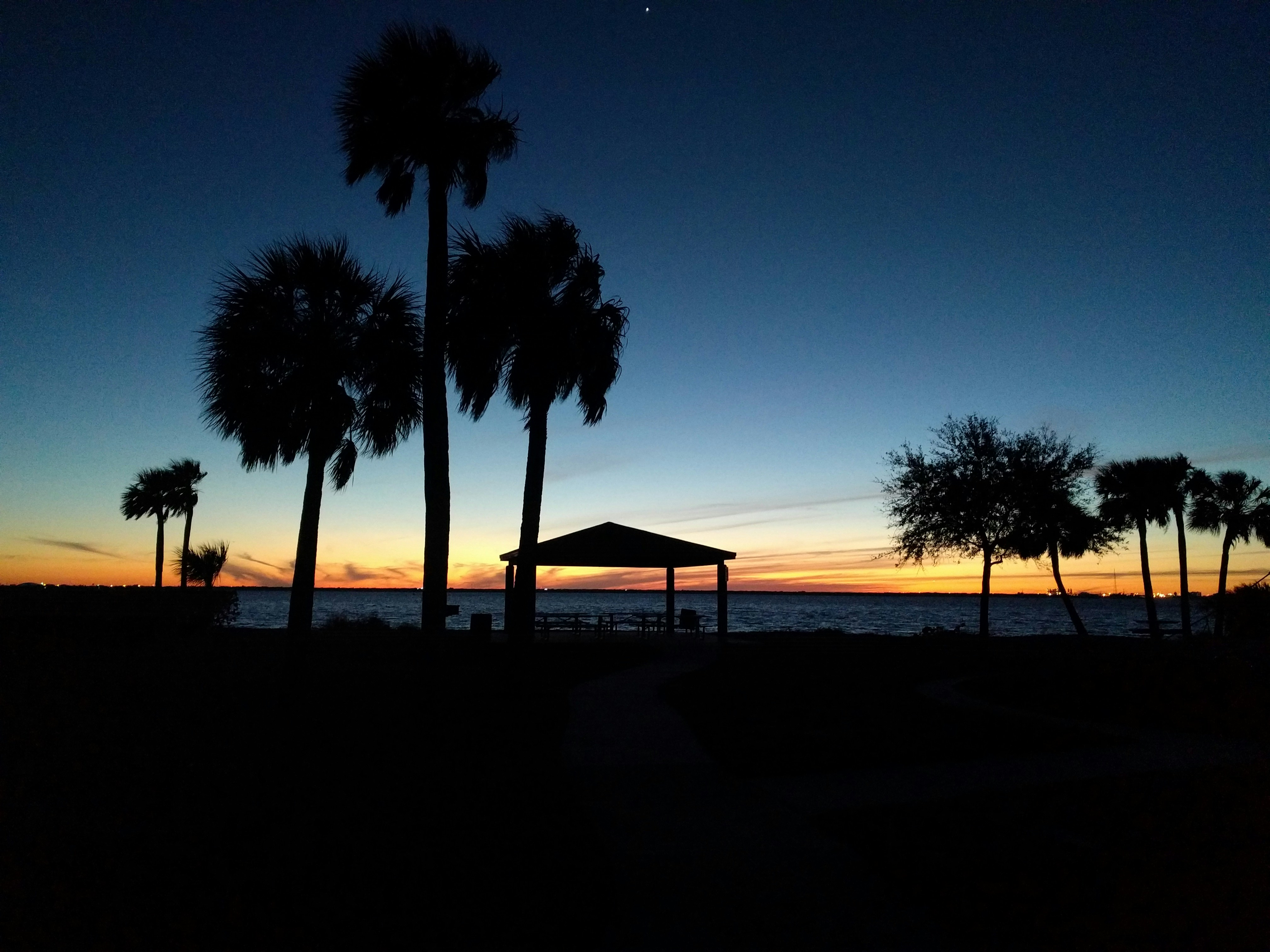 Free Unsplash photo from Randy Rowe