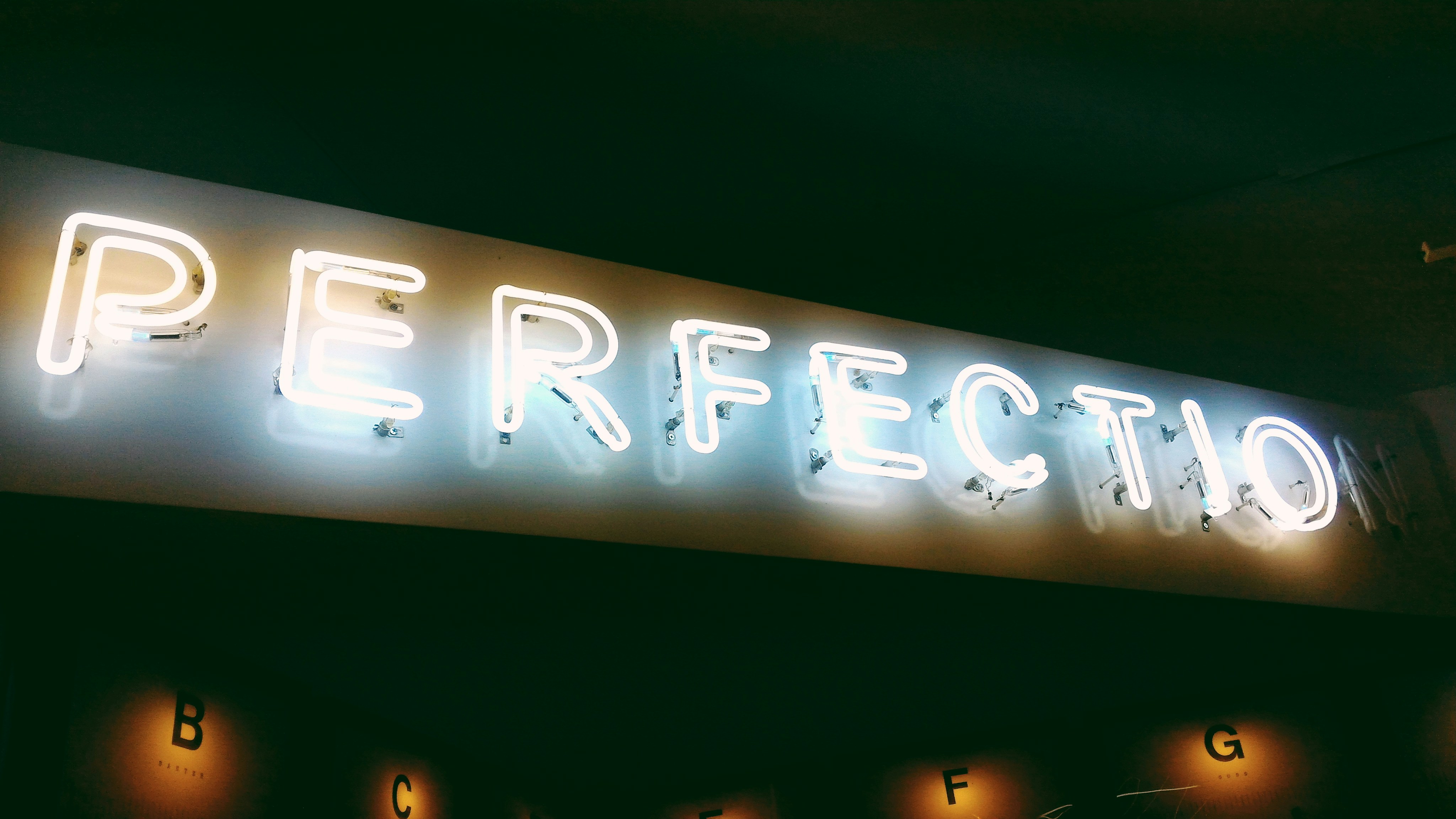 探索绚丽的网站，视觉盛宴与互动体验的完美融合