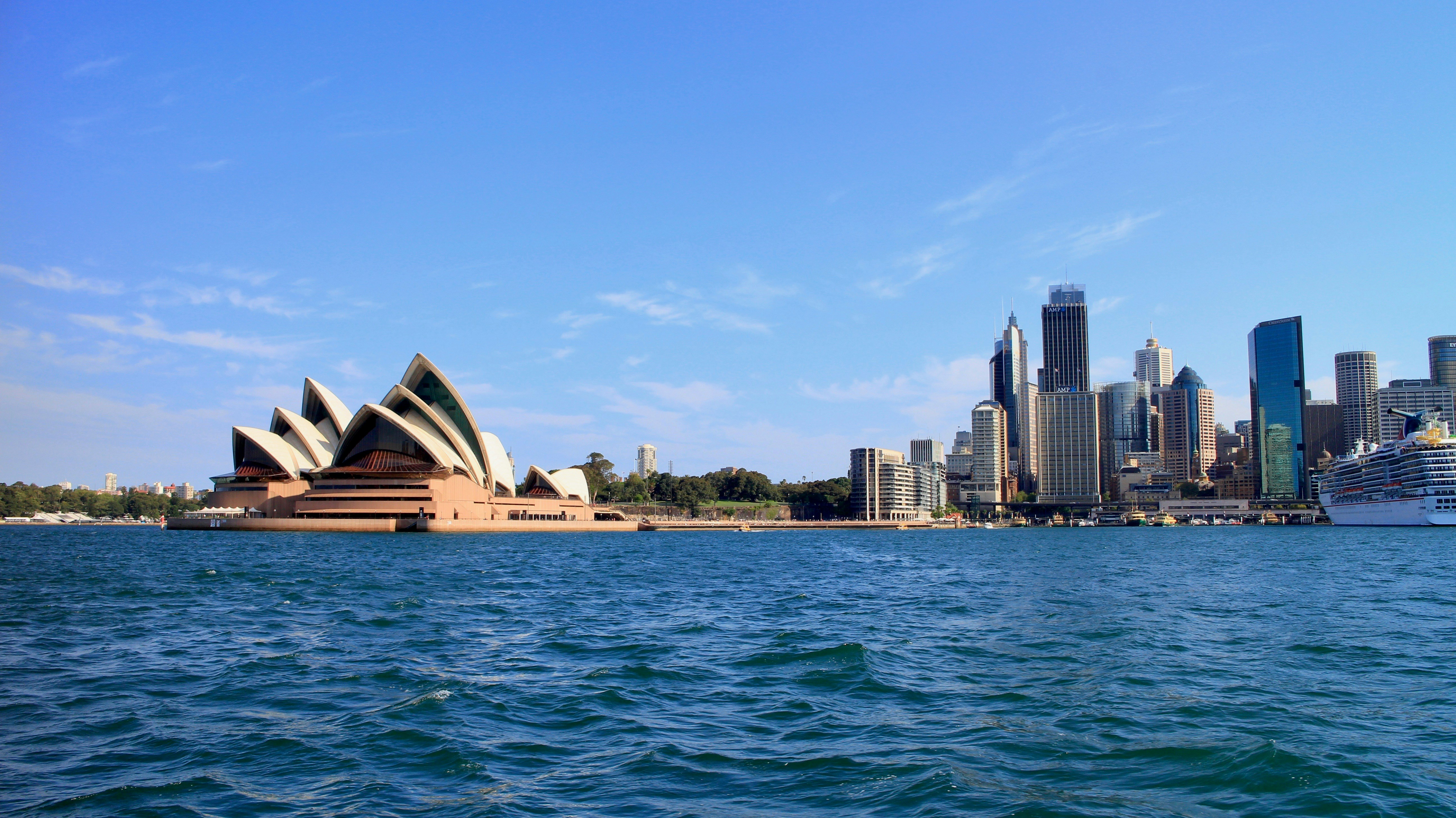 Free Unsplash photo from ruan rong