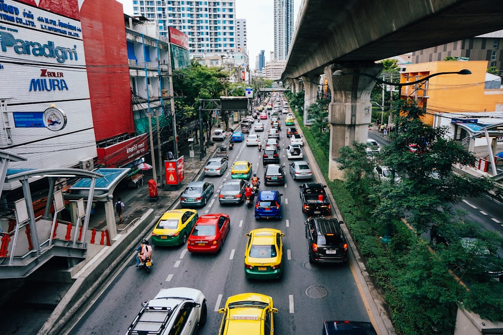 road with assorted cars