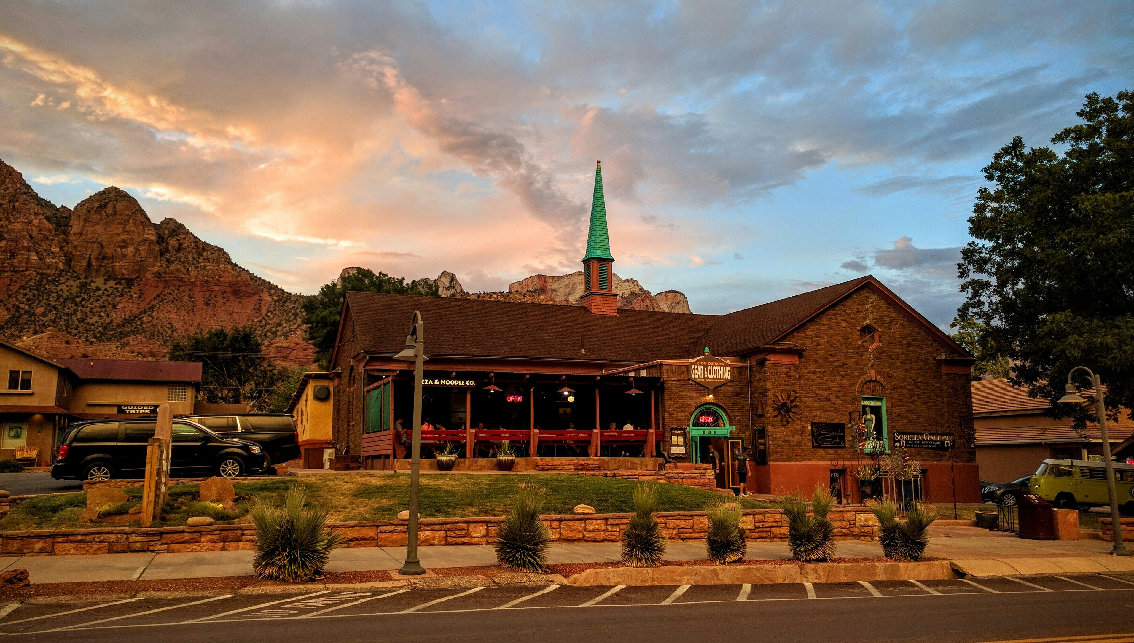 Free Unsplash photo from Paul Van Cotthem