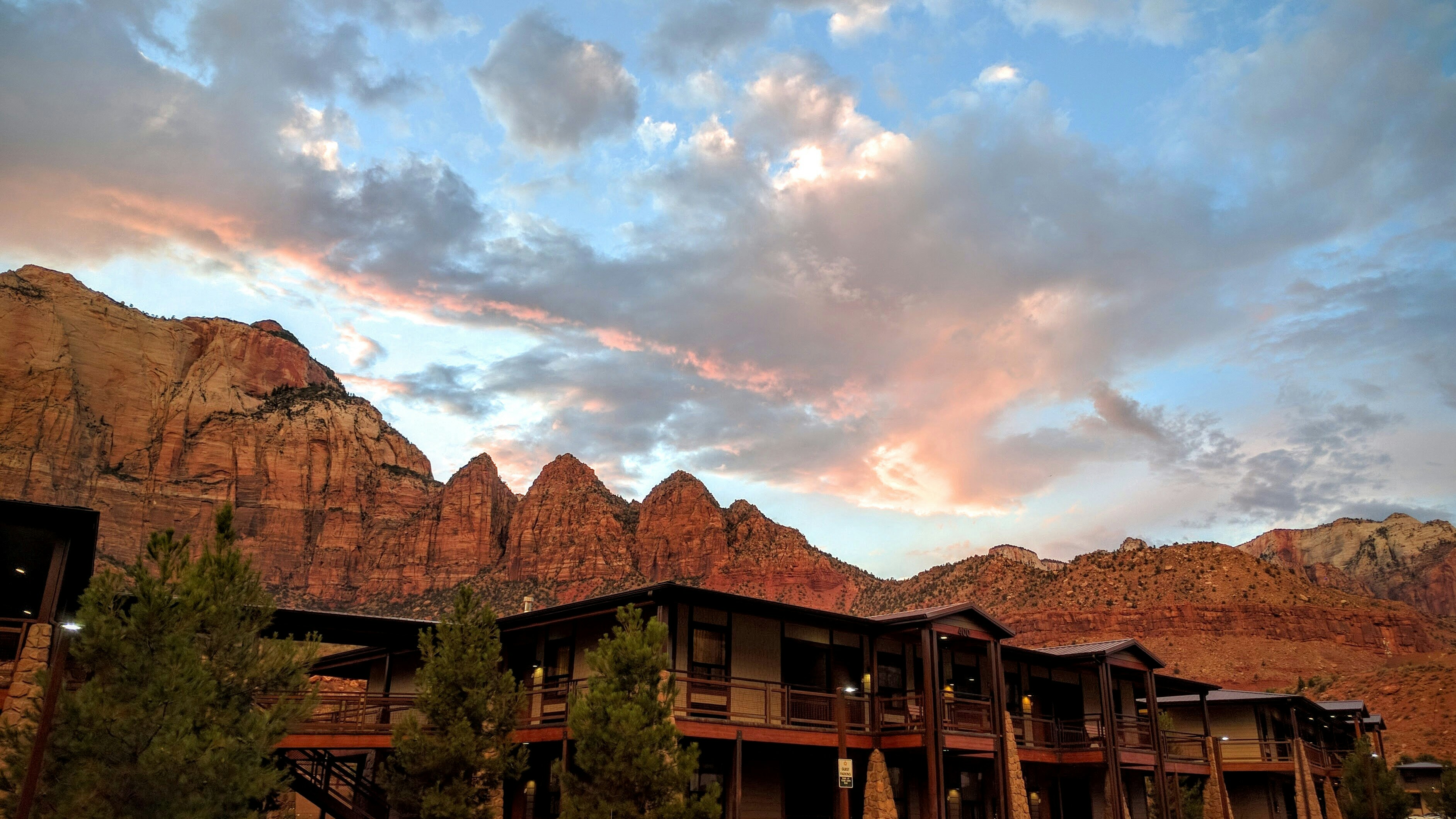 Free Unsplash photo from Paul Van Cotthem