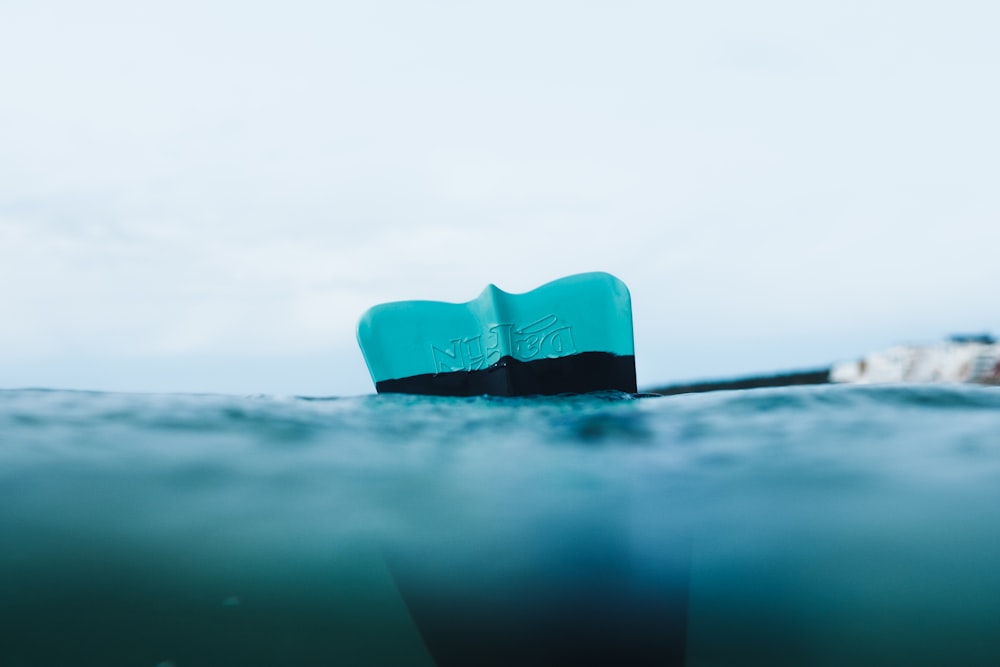 close-up photography of calm water