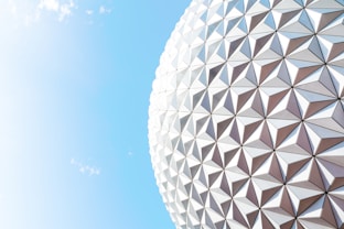 worm's-eye view of sphere structure