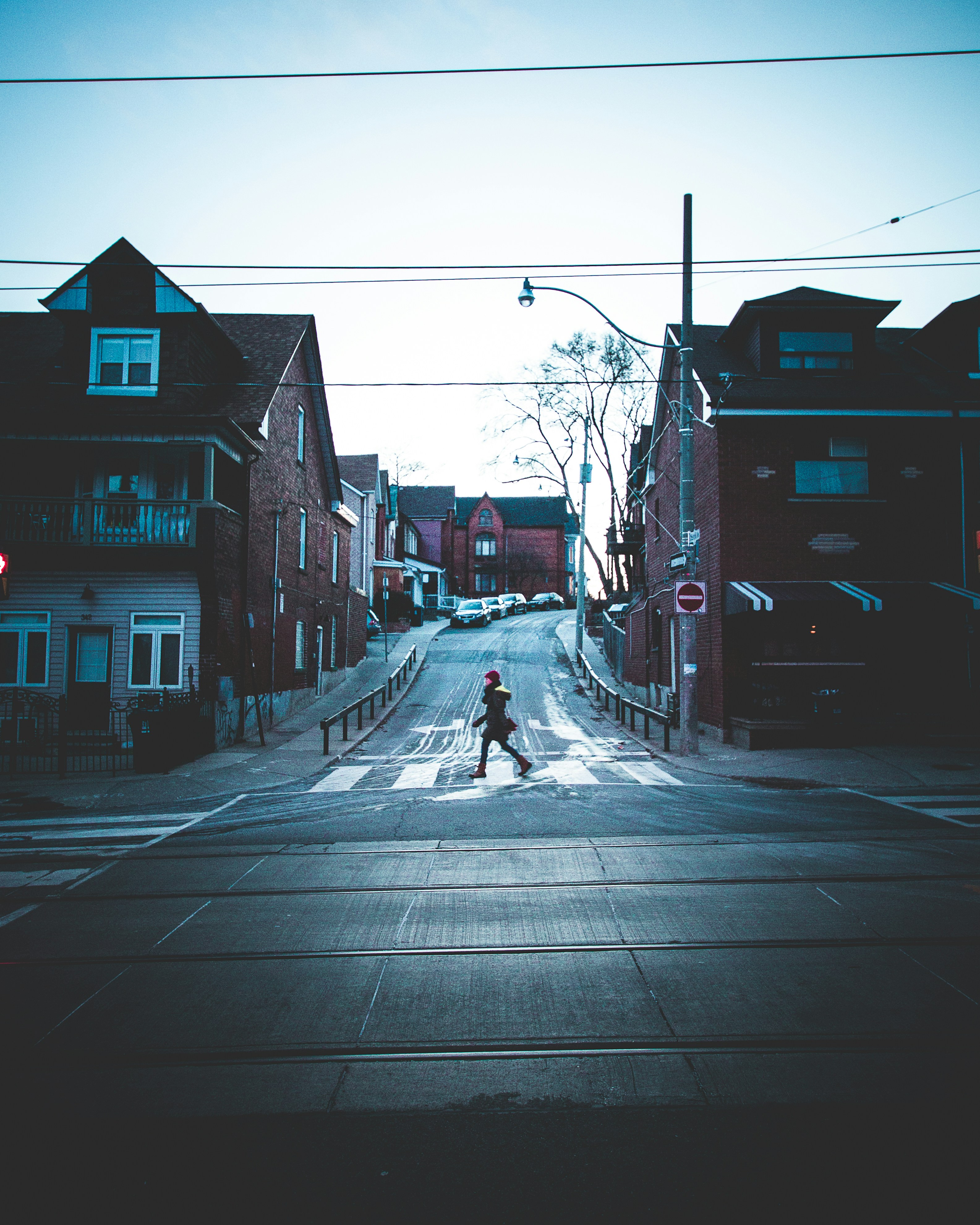 Walking Alone In City Pictures Download Free Images on Unsplash