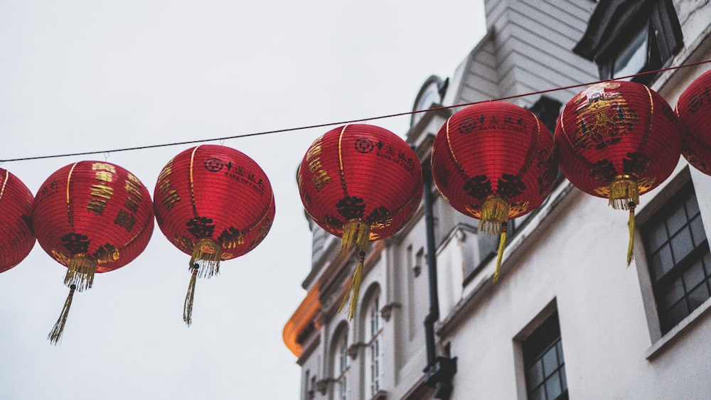 red japanese hanging lanterns