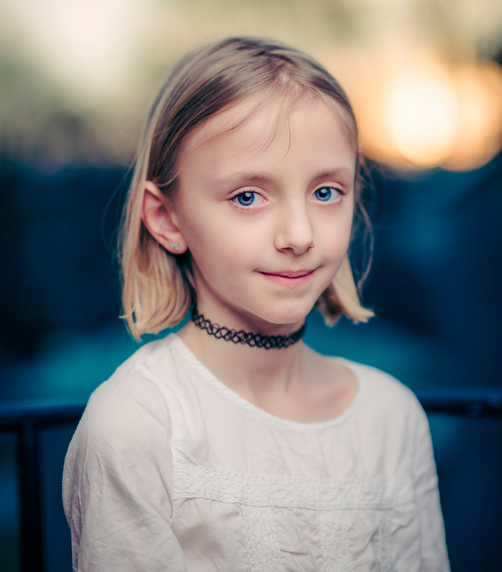 Nikon AF-S Nikkor 85mm F1.4G sample photo. Girl wearing black choker photography