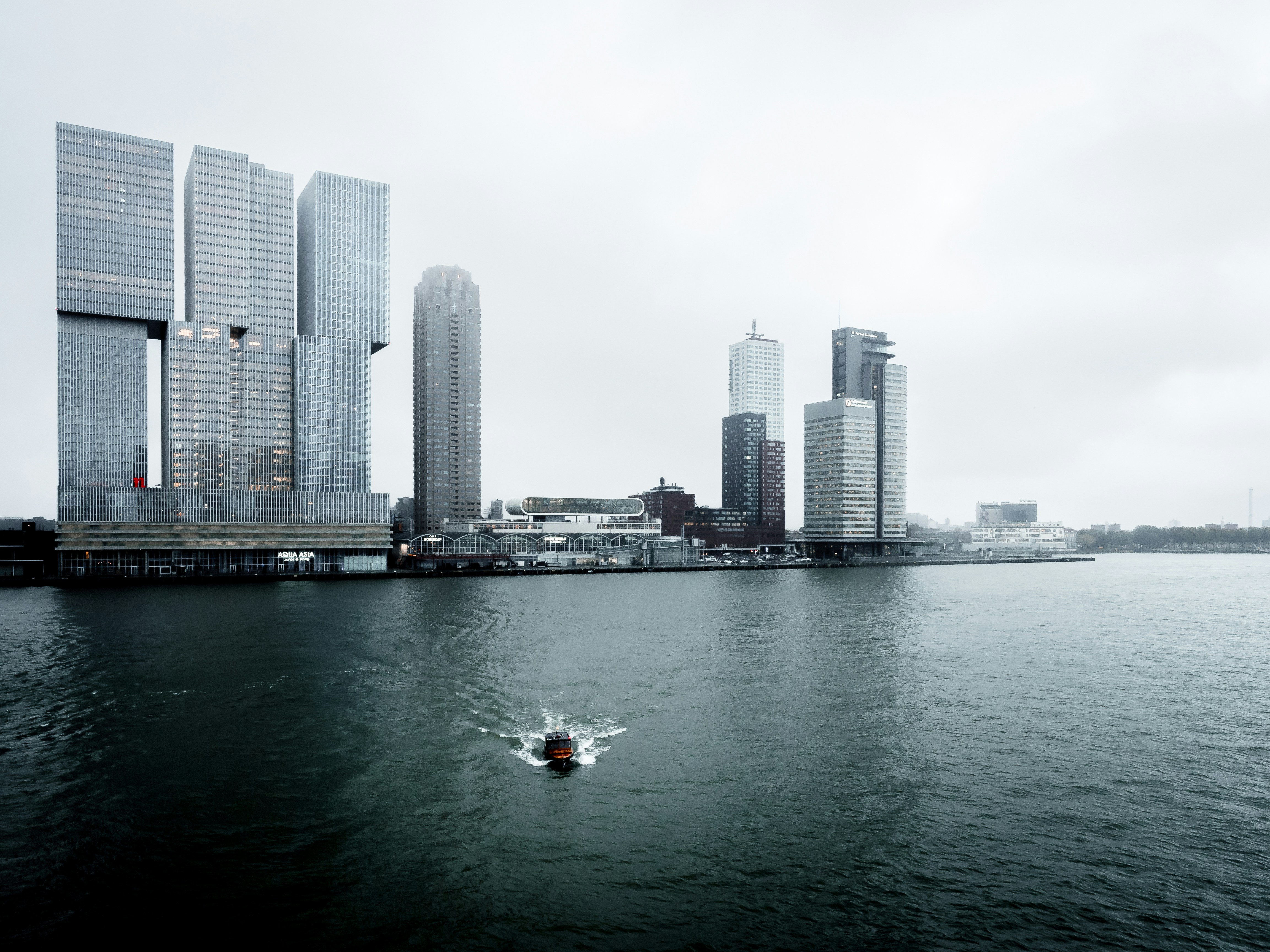iconic Marina City towers viewed from a boat - riverwalk boat rides