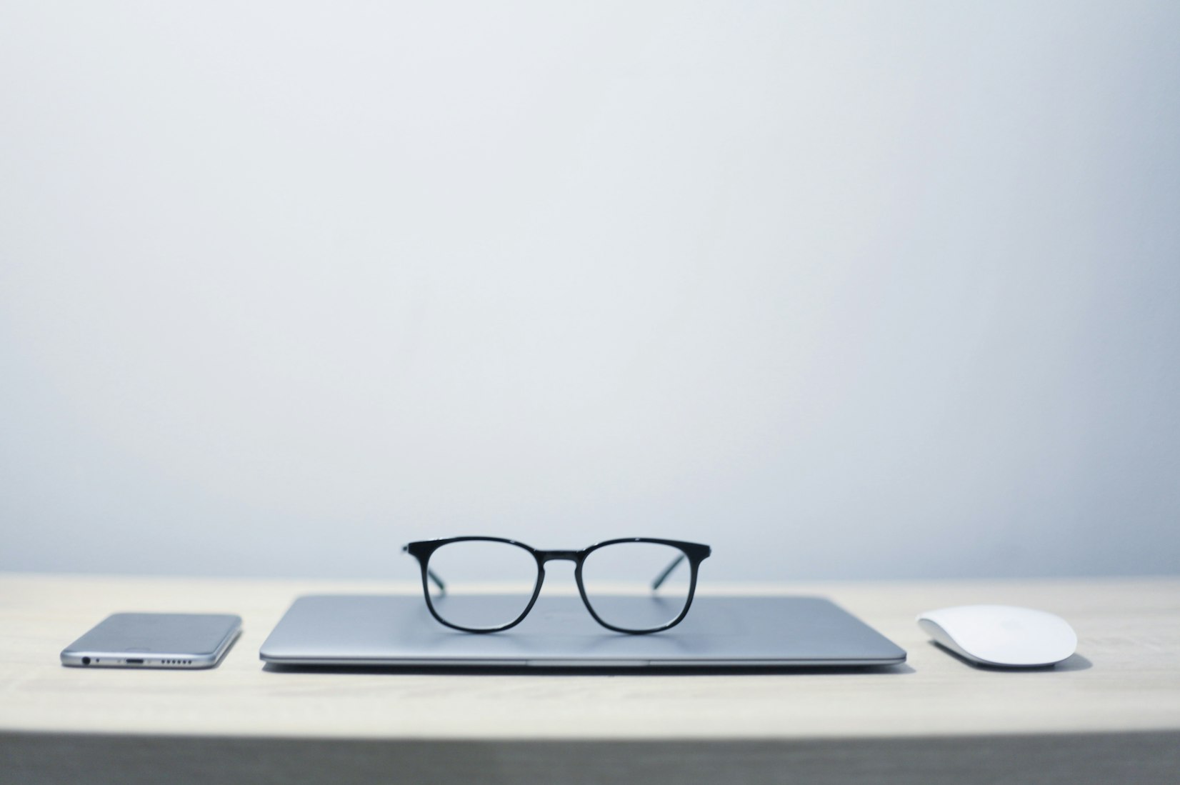 Laptop computer with glasses