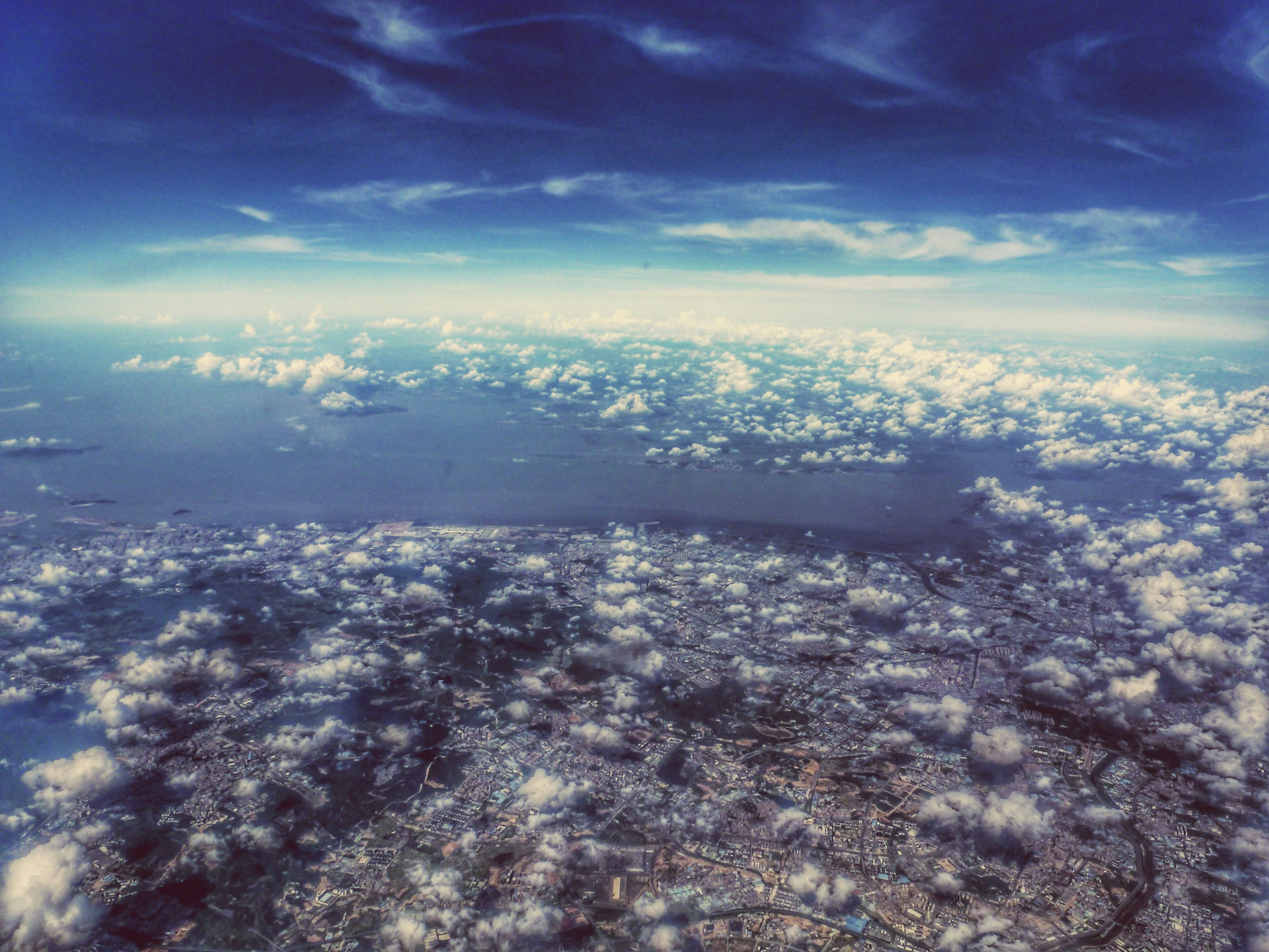 Free Unsplash photo from Adam Mush