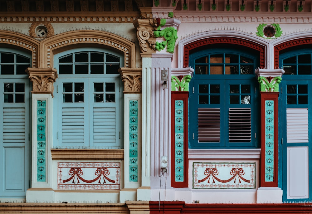 Geschlossene Fenster des Hauses