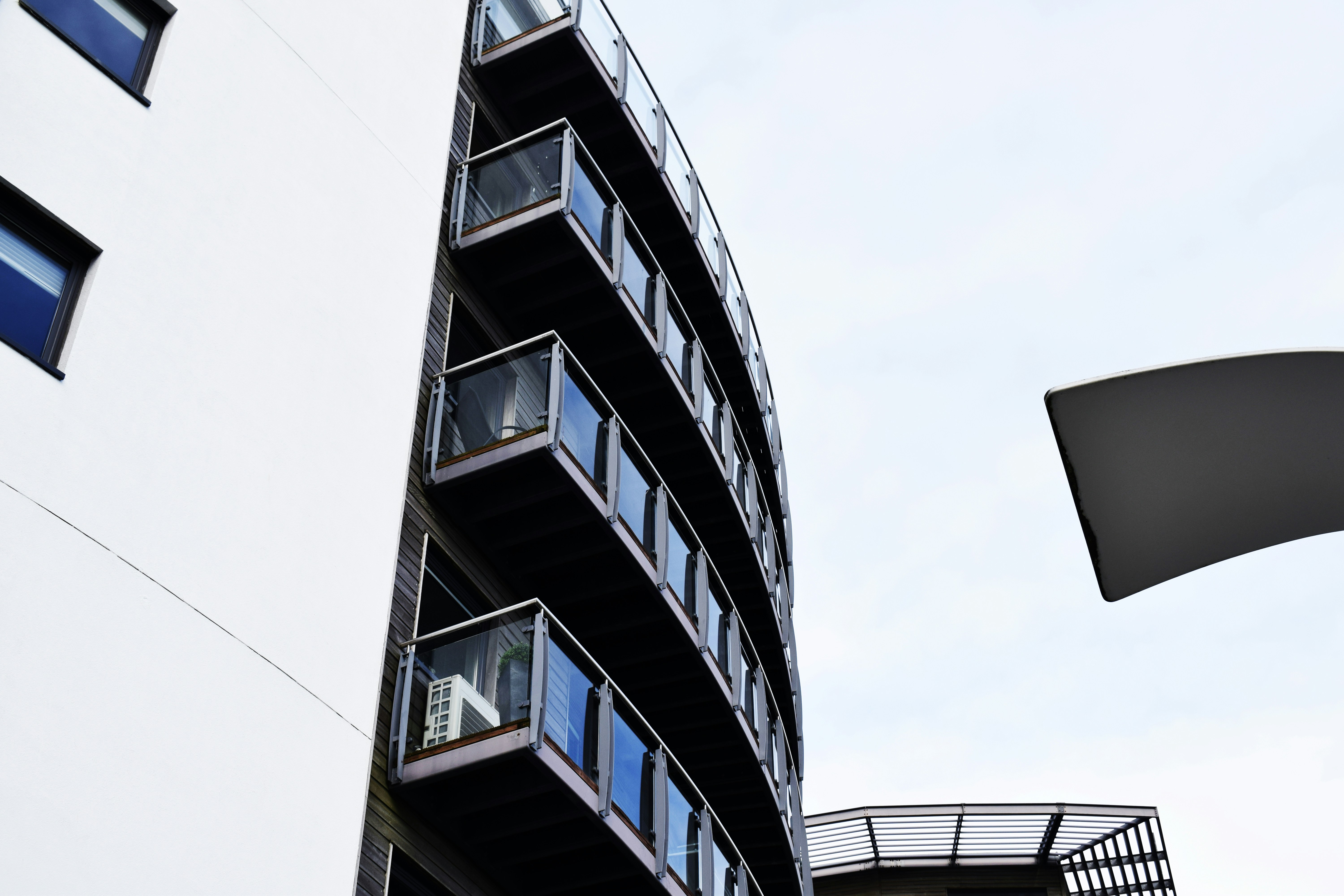 Free Unsplash photo from Cas Magee