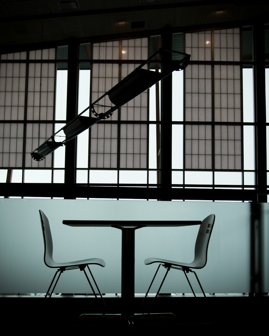 table between two chairs