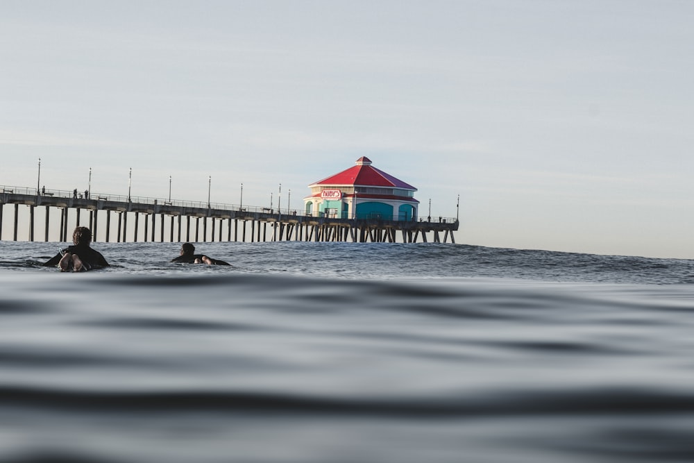 Casa Roja y Azul cerca del Muelle