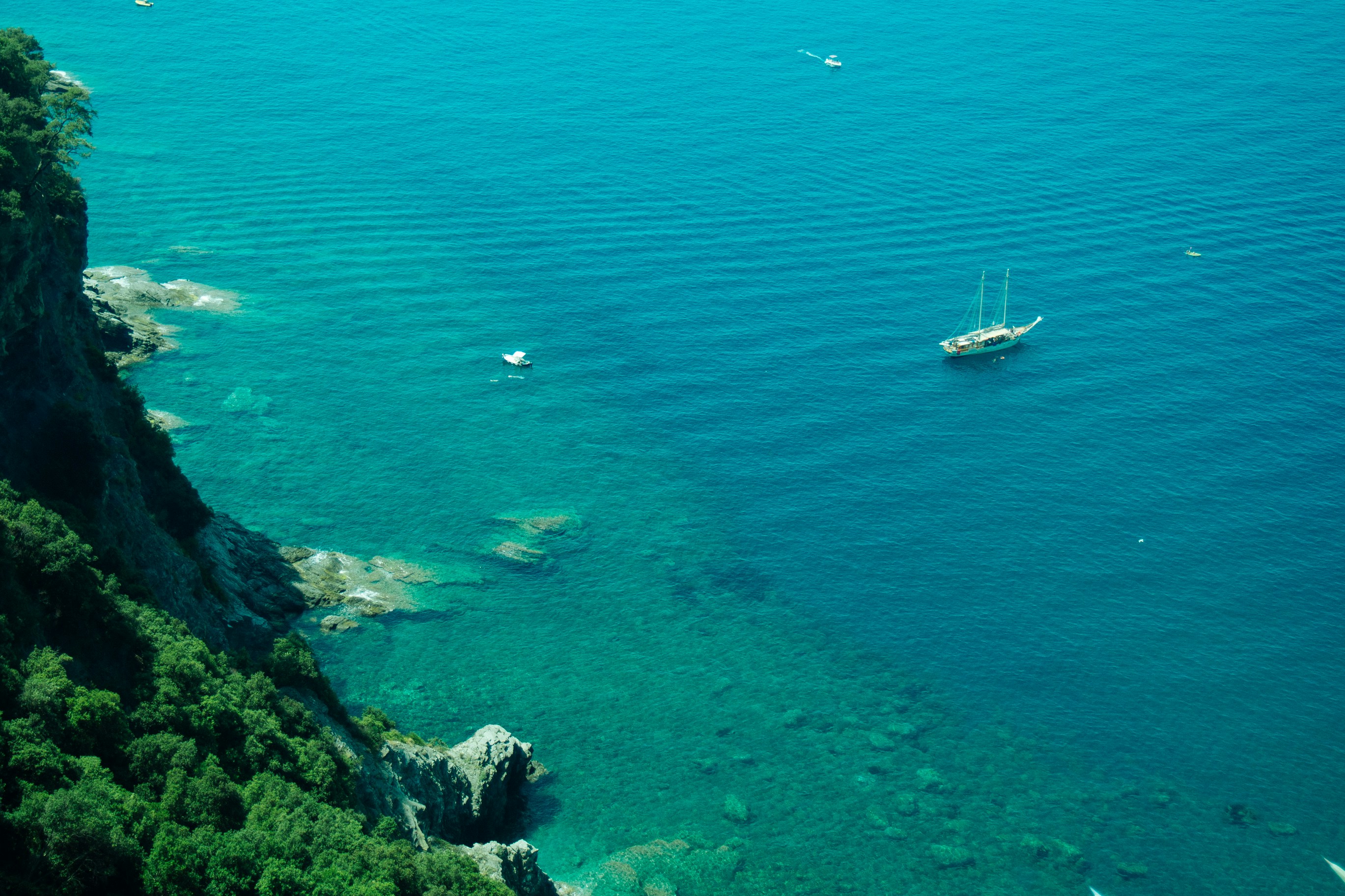 Free Unsplash photo from nakan tangaromsuk