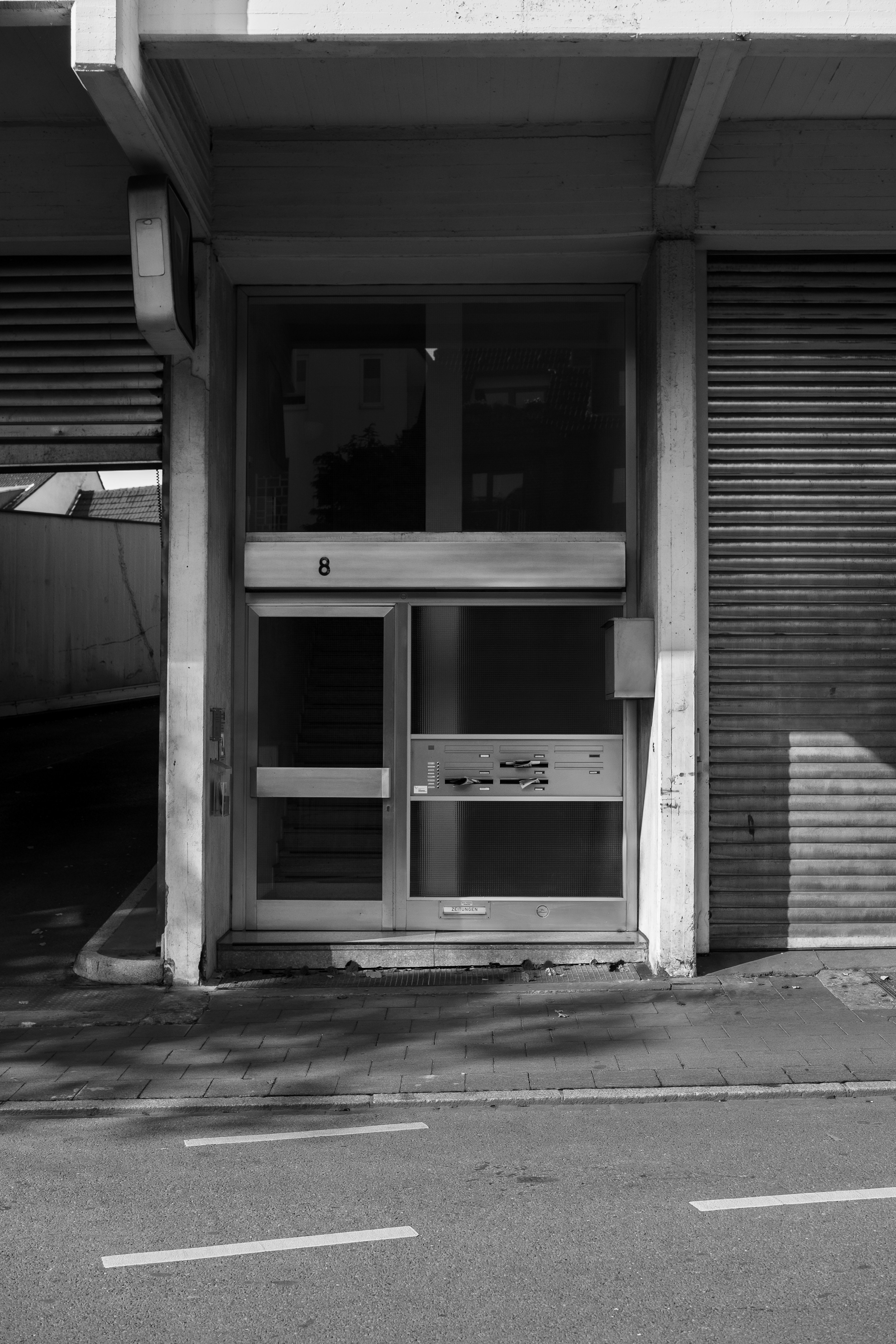 Free Unsplash photo from Simon Basler