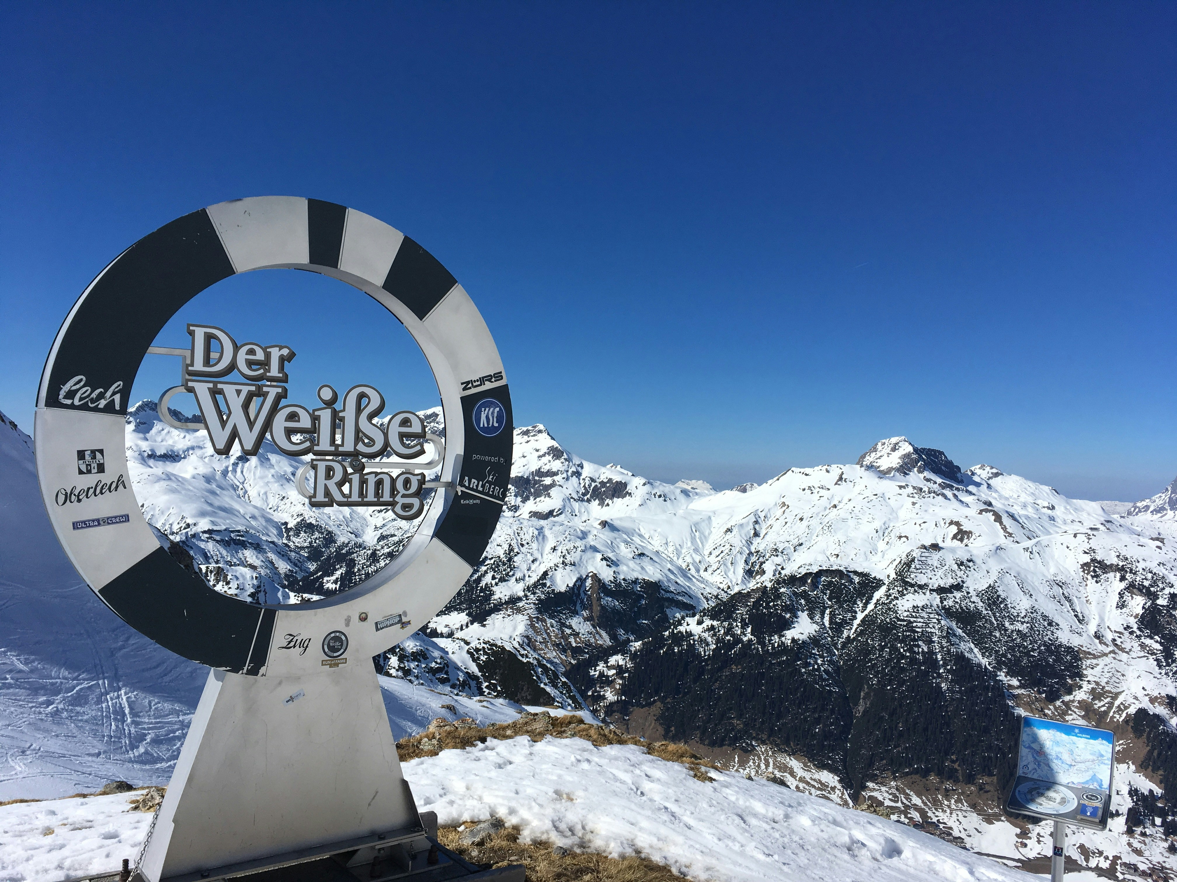 Free Unsplash photo from Toby Lorne