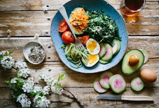 Healthy meal preparation and diet management