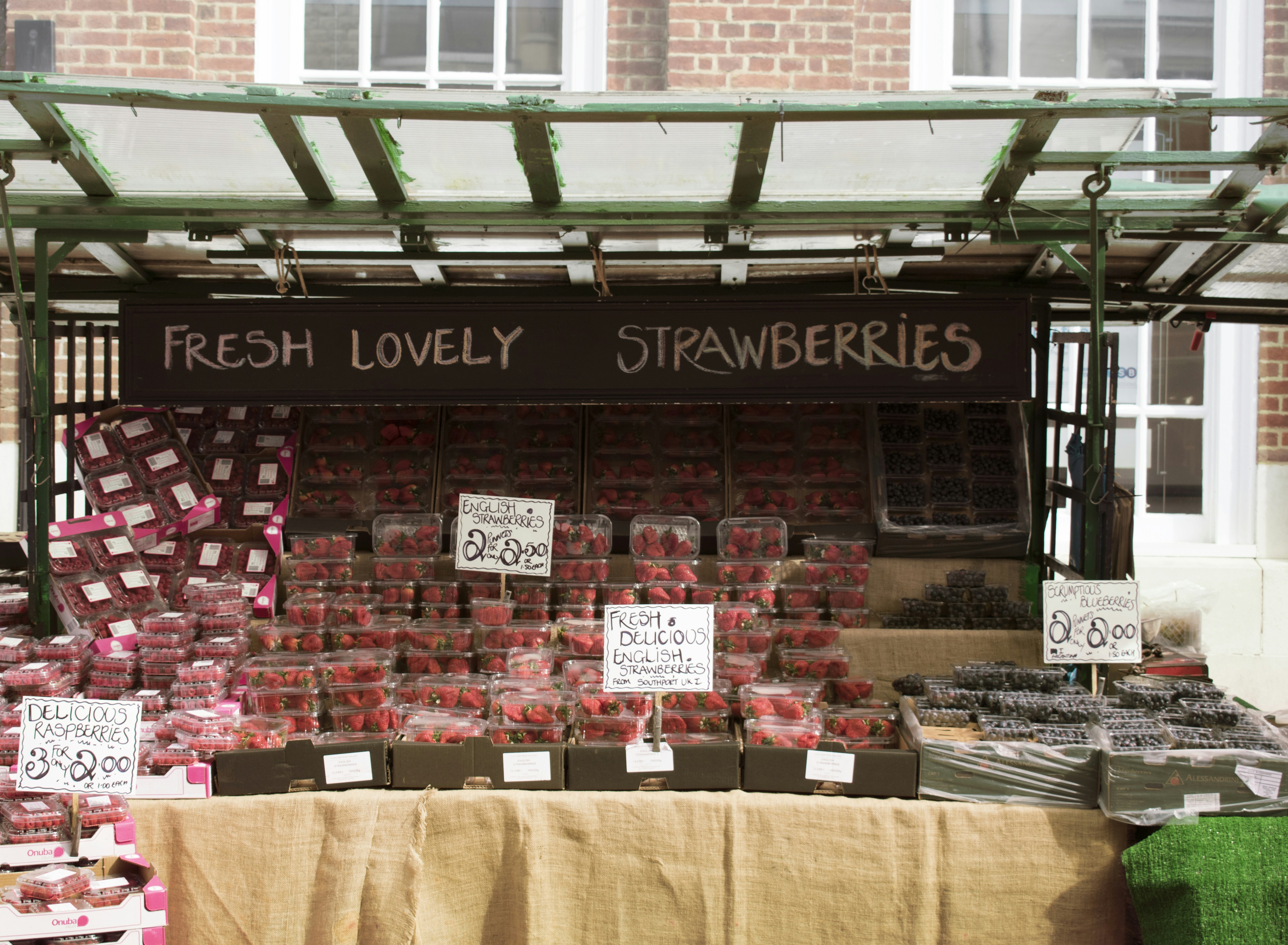 Free Unsplash photo from MICHAEL LOVE