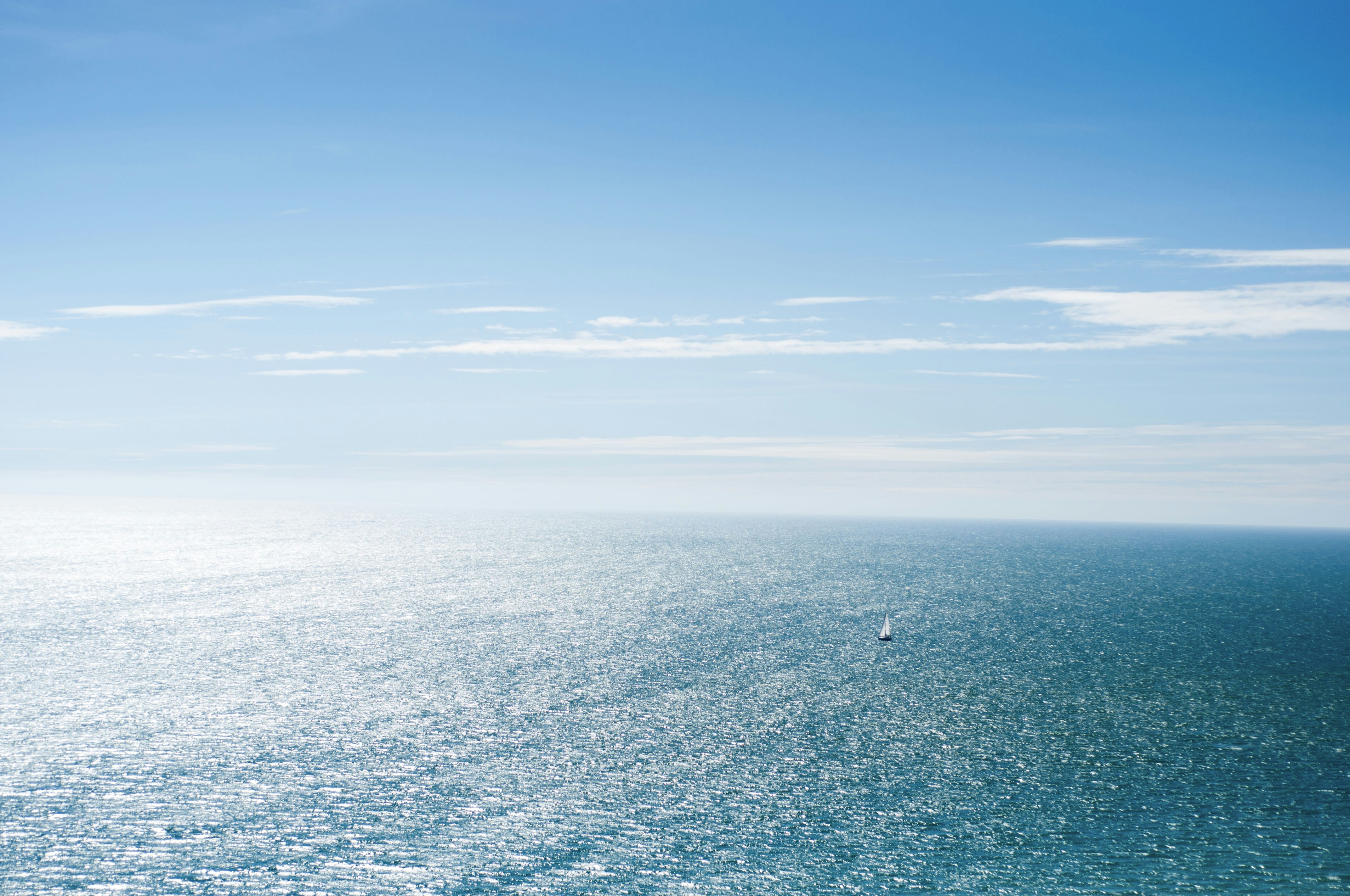 Free Unsplash photo from Daniel Klein