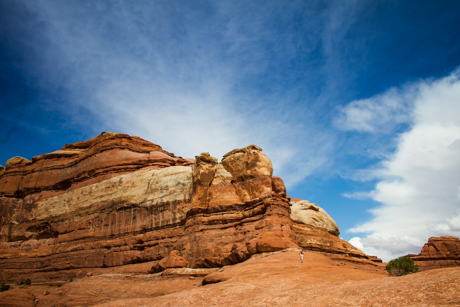 Canon EOS 7D + Canon EF-S 18-55mm F3.5-5.6 II sample photo. Brown rock formation during photography