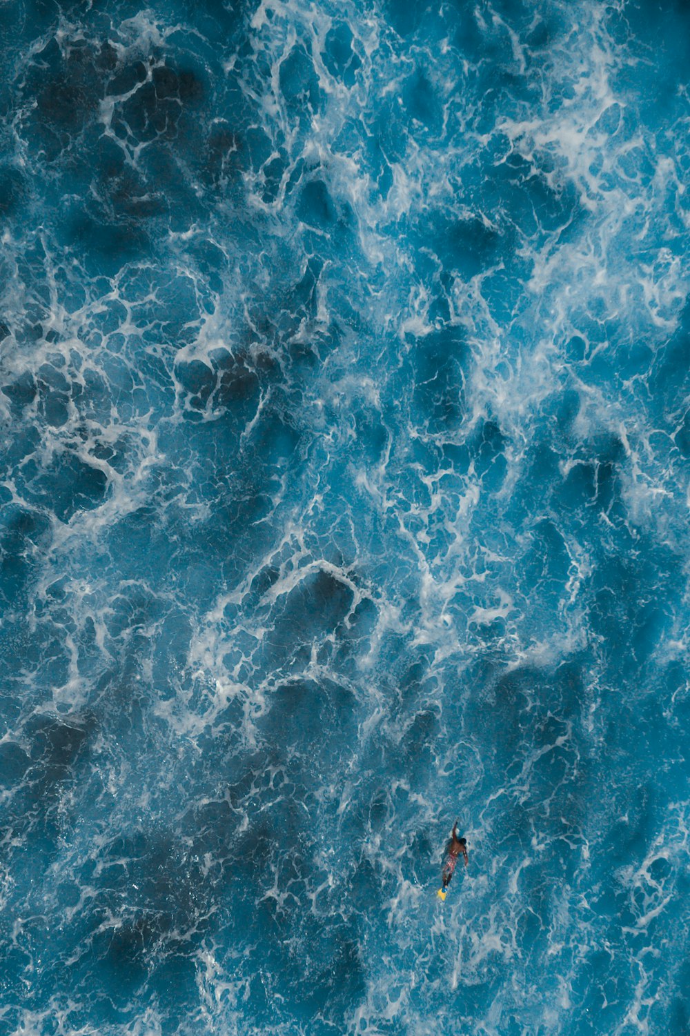 Photo aérienne de l’océan pendant la journée
