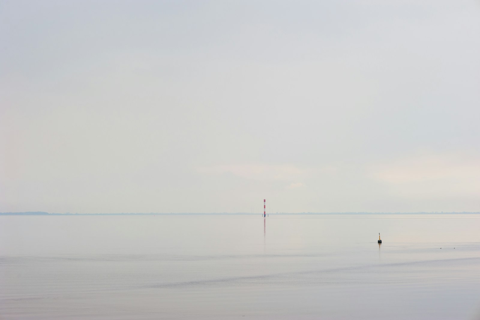 Nikon D700 + AF Nikkor 85mm f/1.8 sample photo. Calm and tranquil sea photography