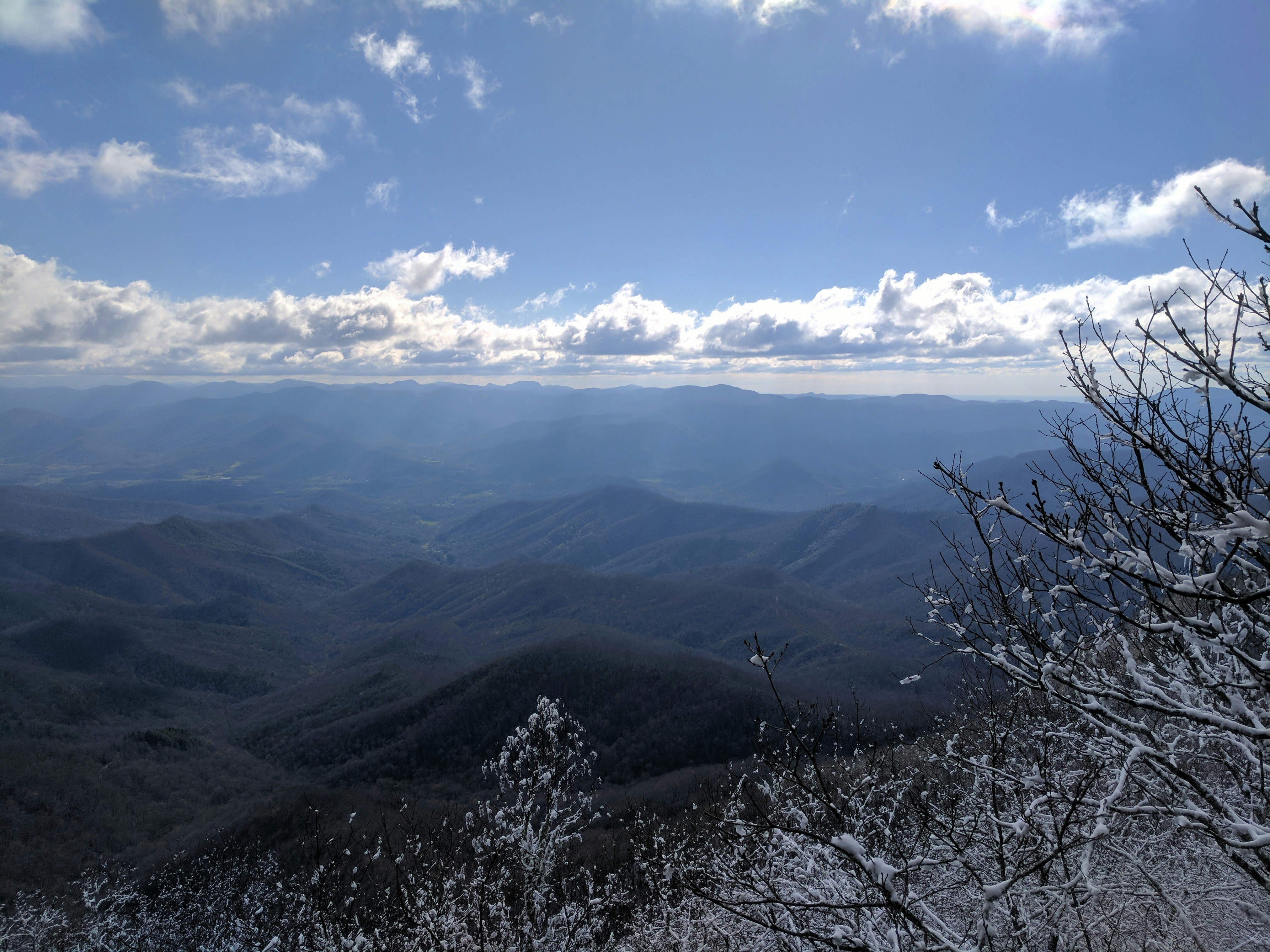 Free Unsplash photo from Gus Hoover